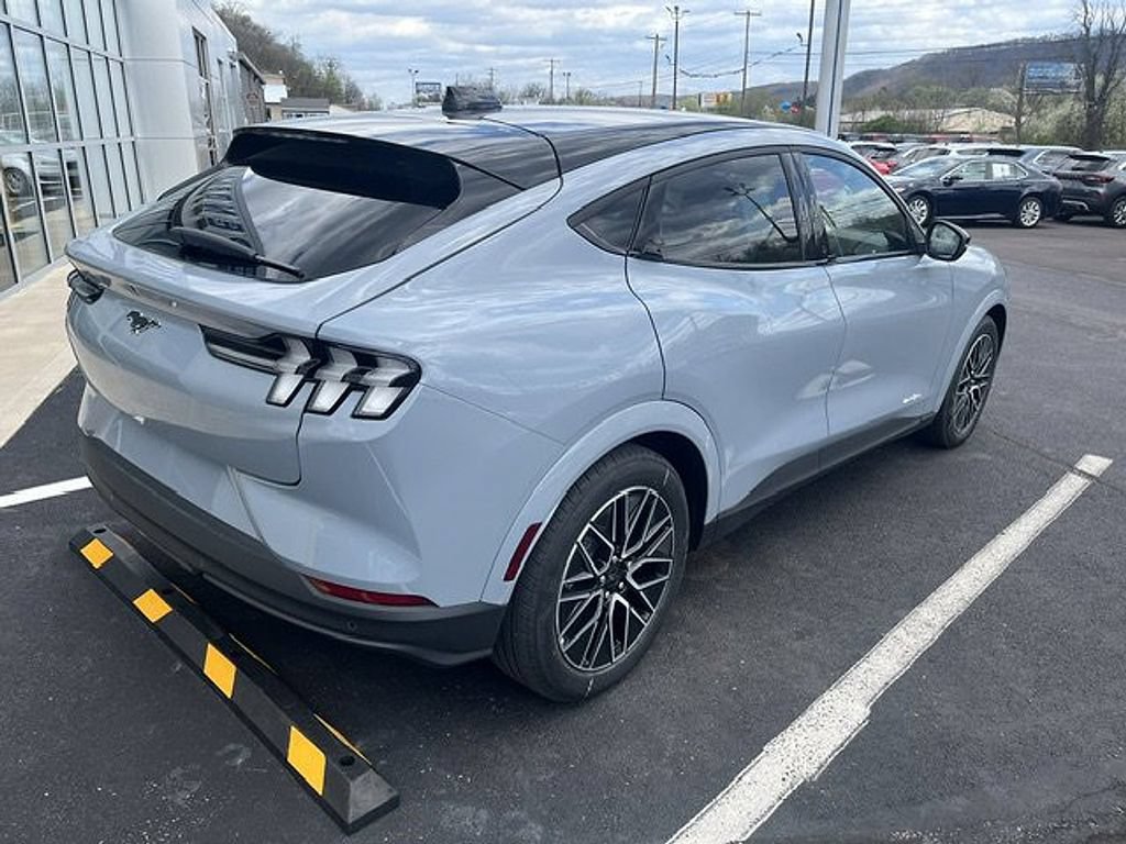 2026 Ford Mustang Mach-E Premium - Photo 8
