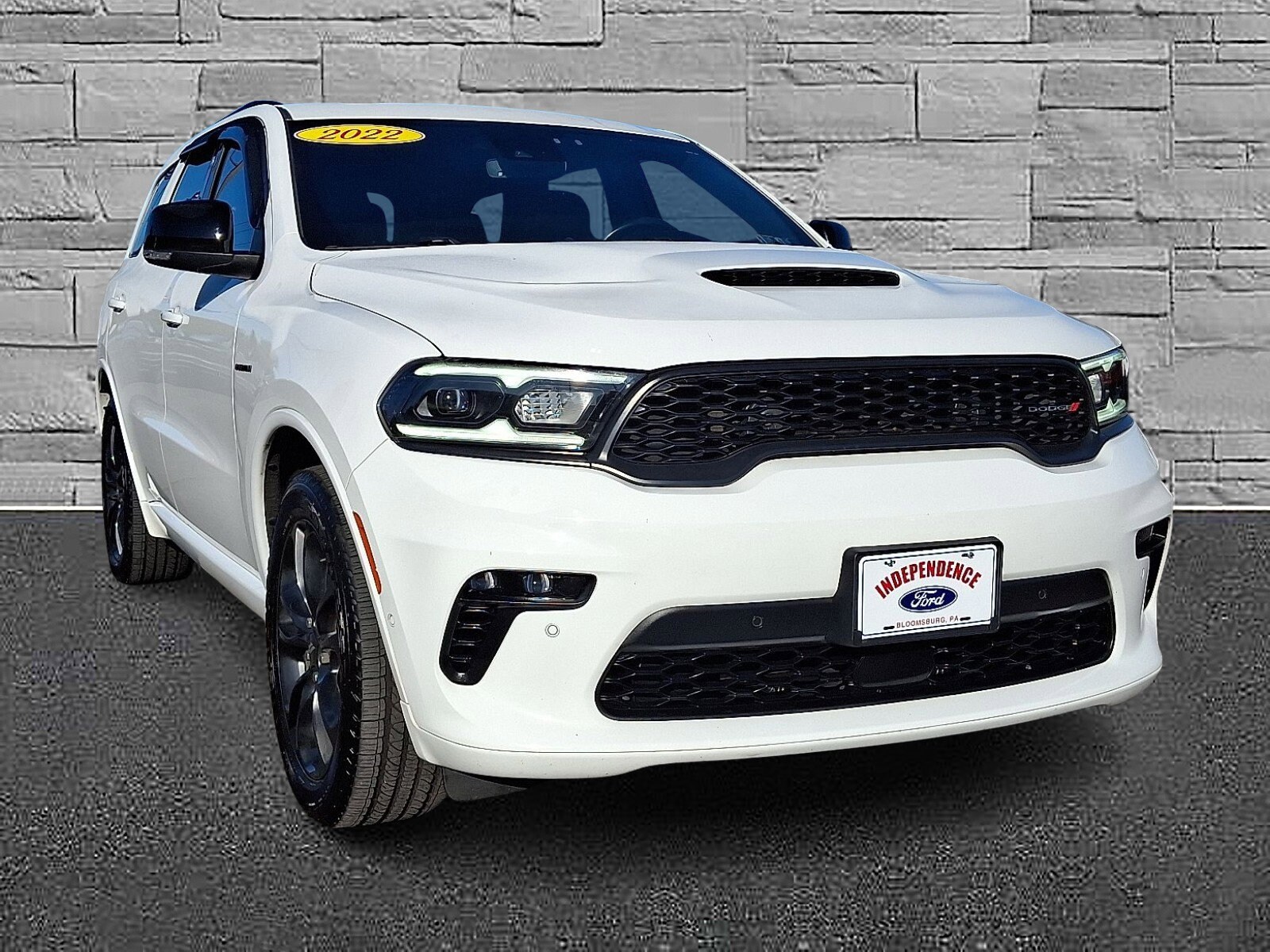 2022 Dodge Durango R/T Plus photo 2