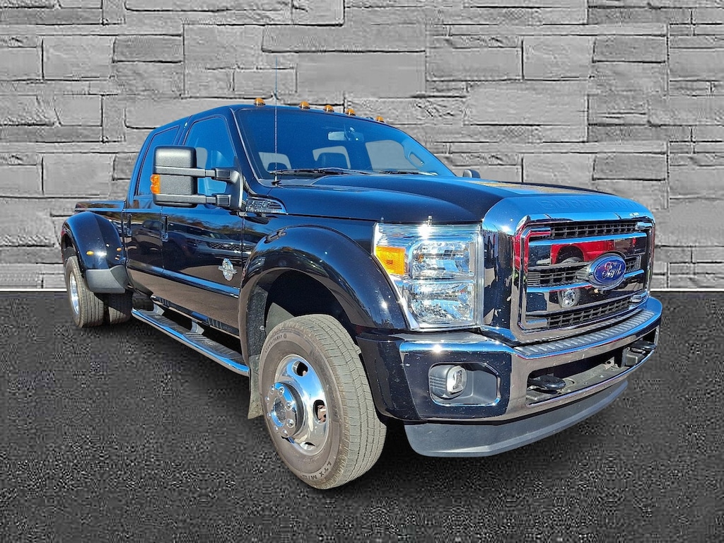 Used 2016 Ford F-350 Lariat Truck Crew Cab