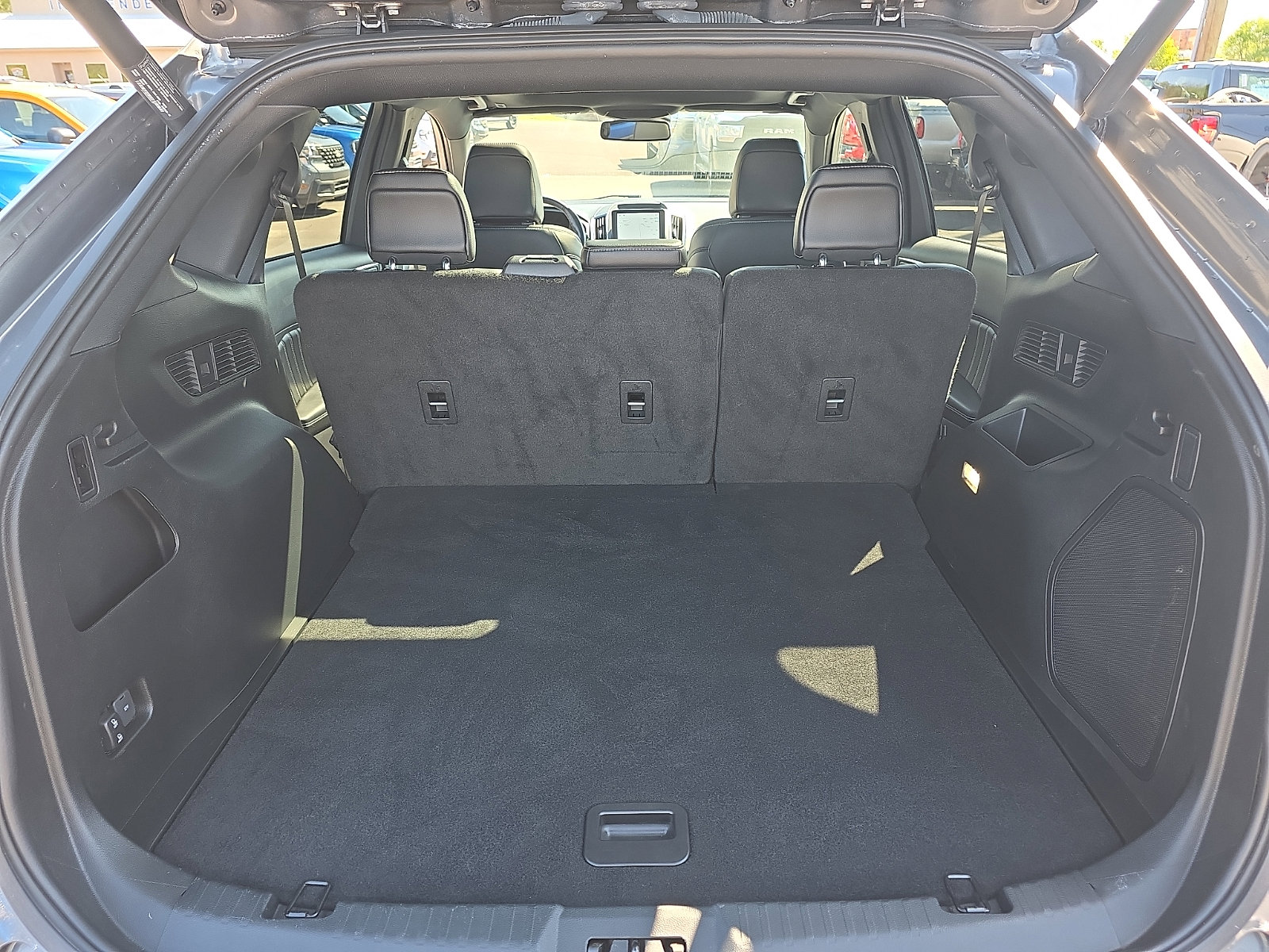 2022 Ford Edge ST - Photo 30