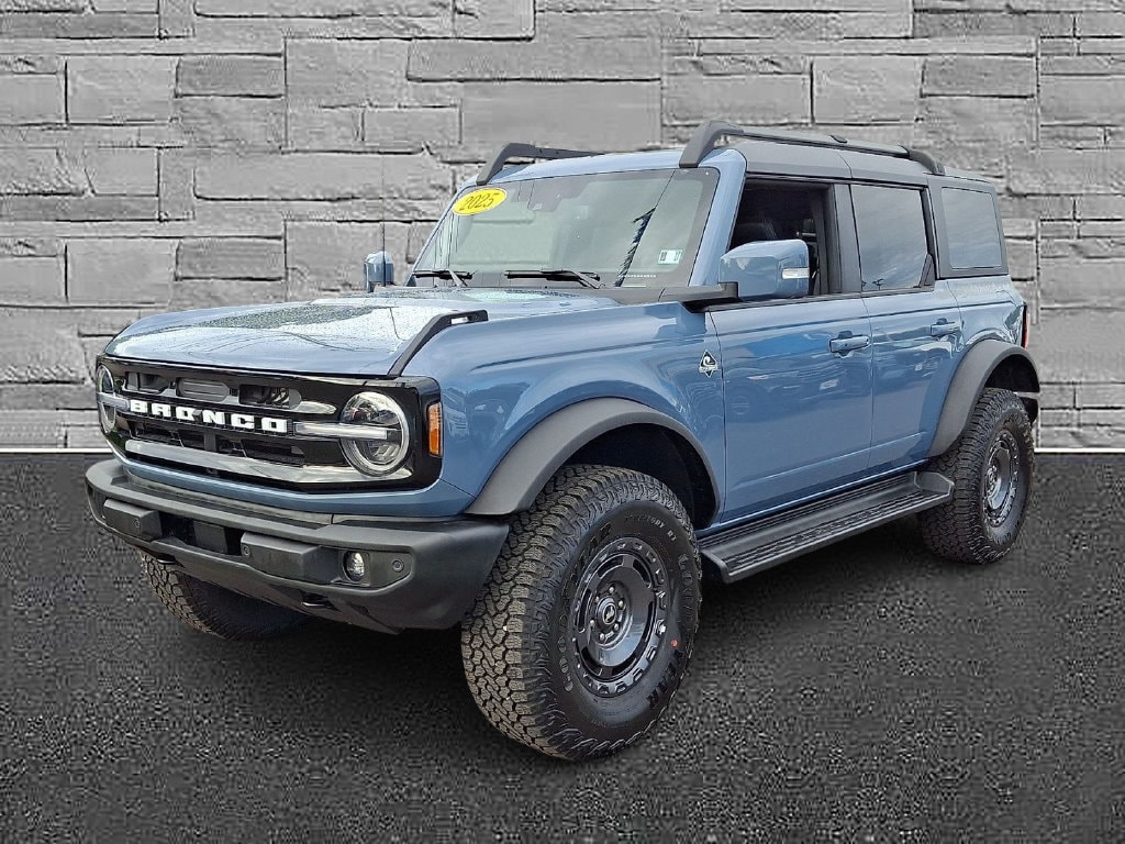 Used 2025 Ford Bronco Outer Banks SUV