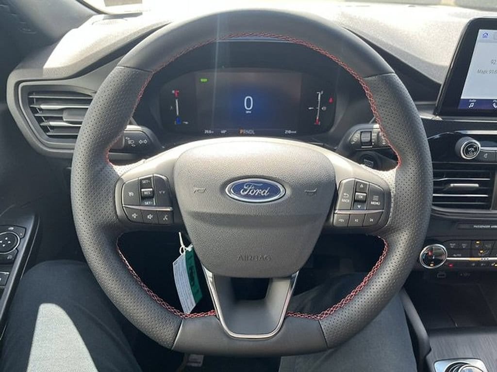 2026 Ford Escape Hybrid ST-Line Select - Photo 18