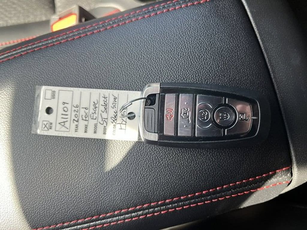 2026 Ford Escape Hybrid ST-Line Select - Photo 13