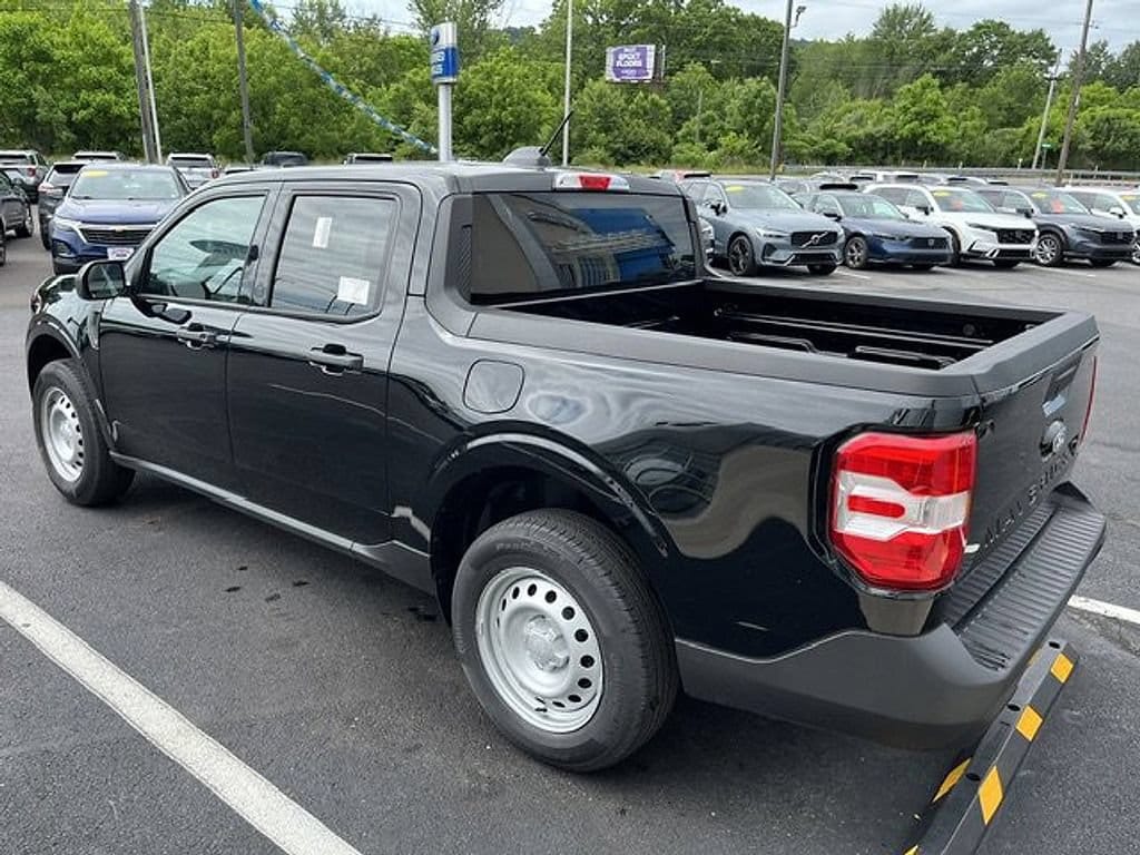 2026 Ford Maverick XL - Photo 6