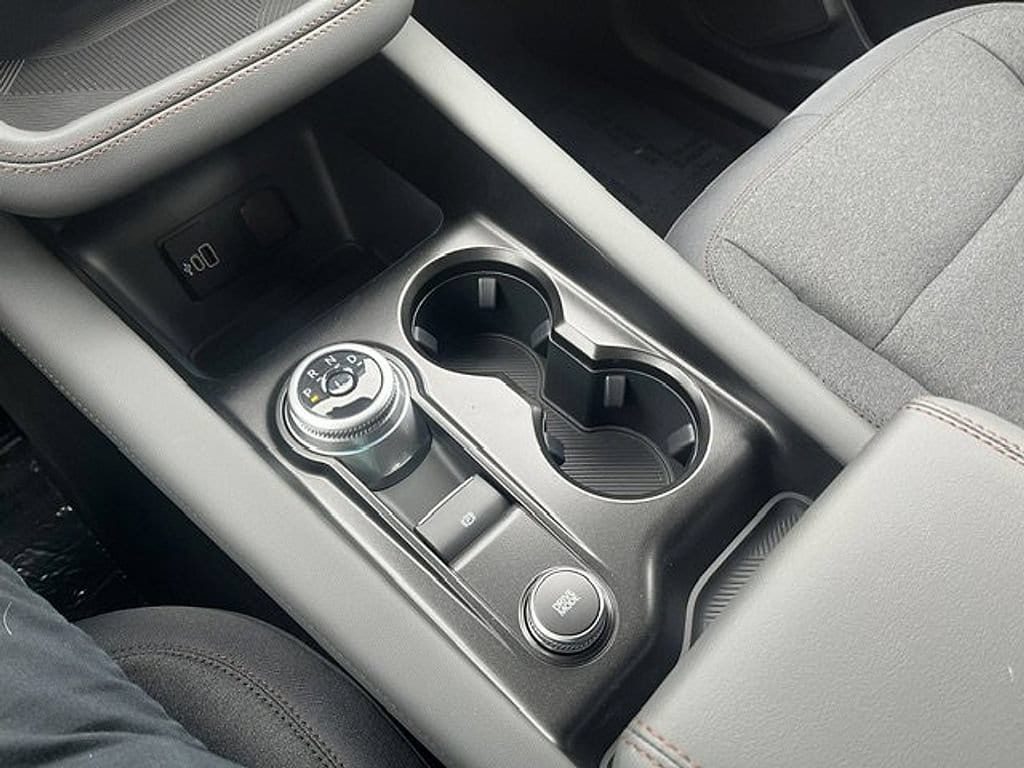 2026 Ford Explorer Active - Photo 18