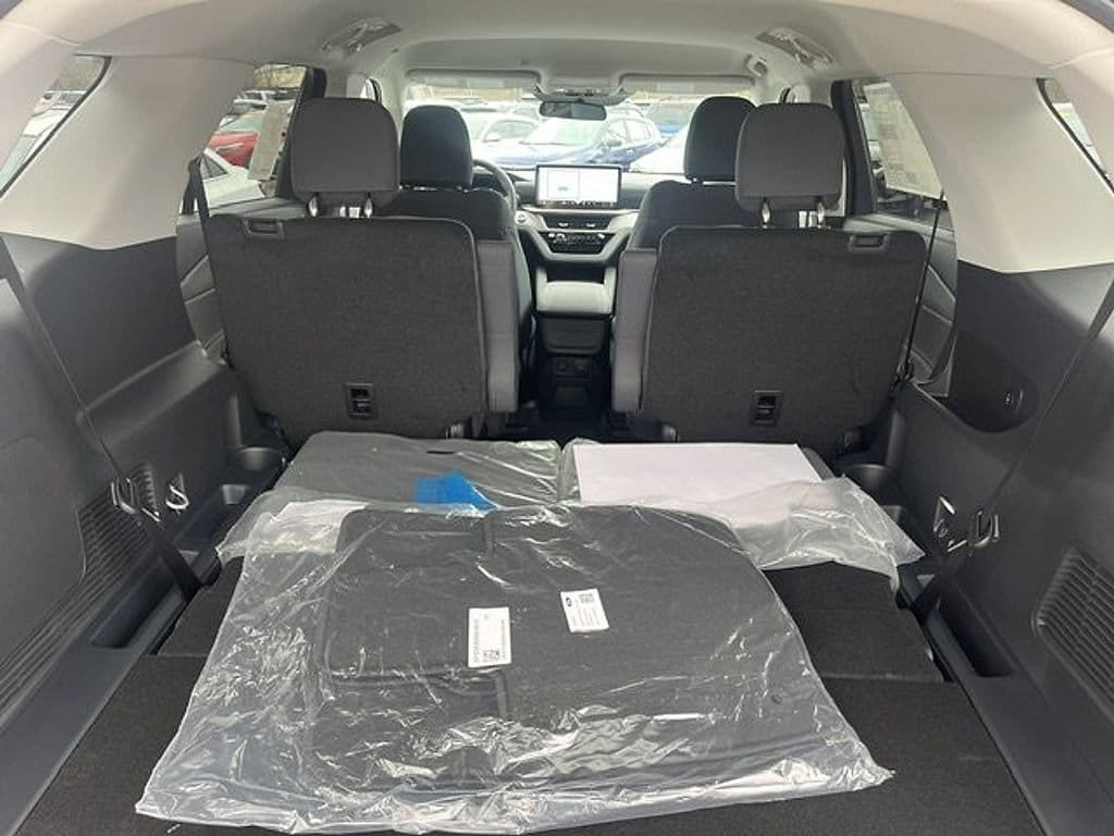 2026 Ford Explorer Active - Photo 23