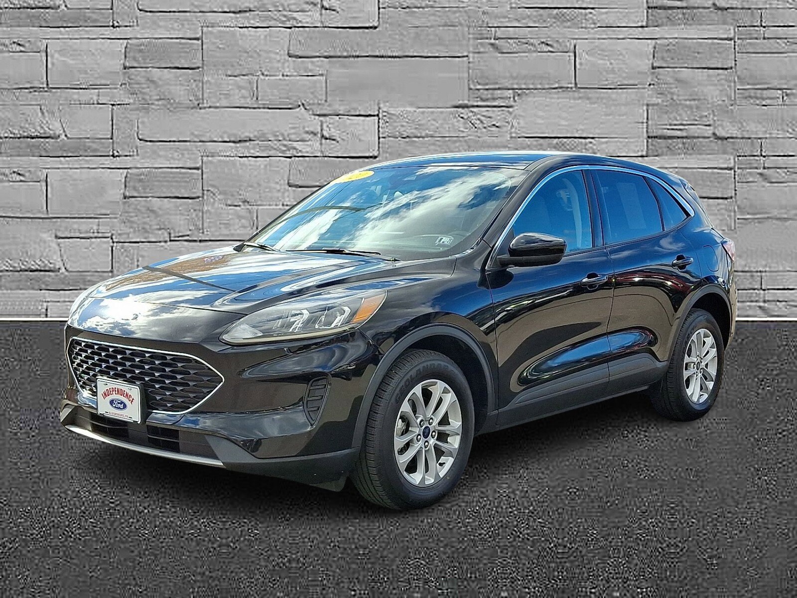 2020 Ford Escape SE photo 4