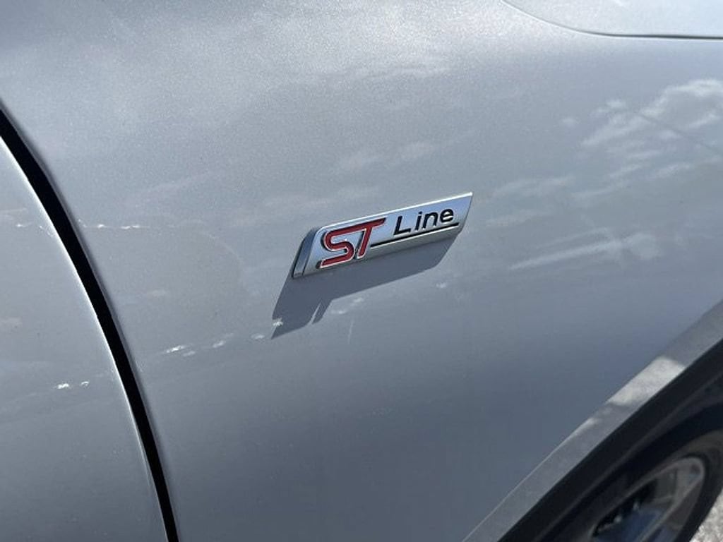 2026 Ford Escape Hybrid ST-Line Select - Photo 11