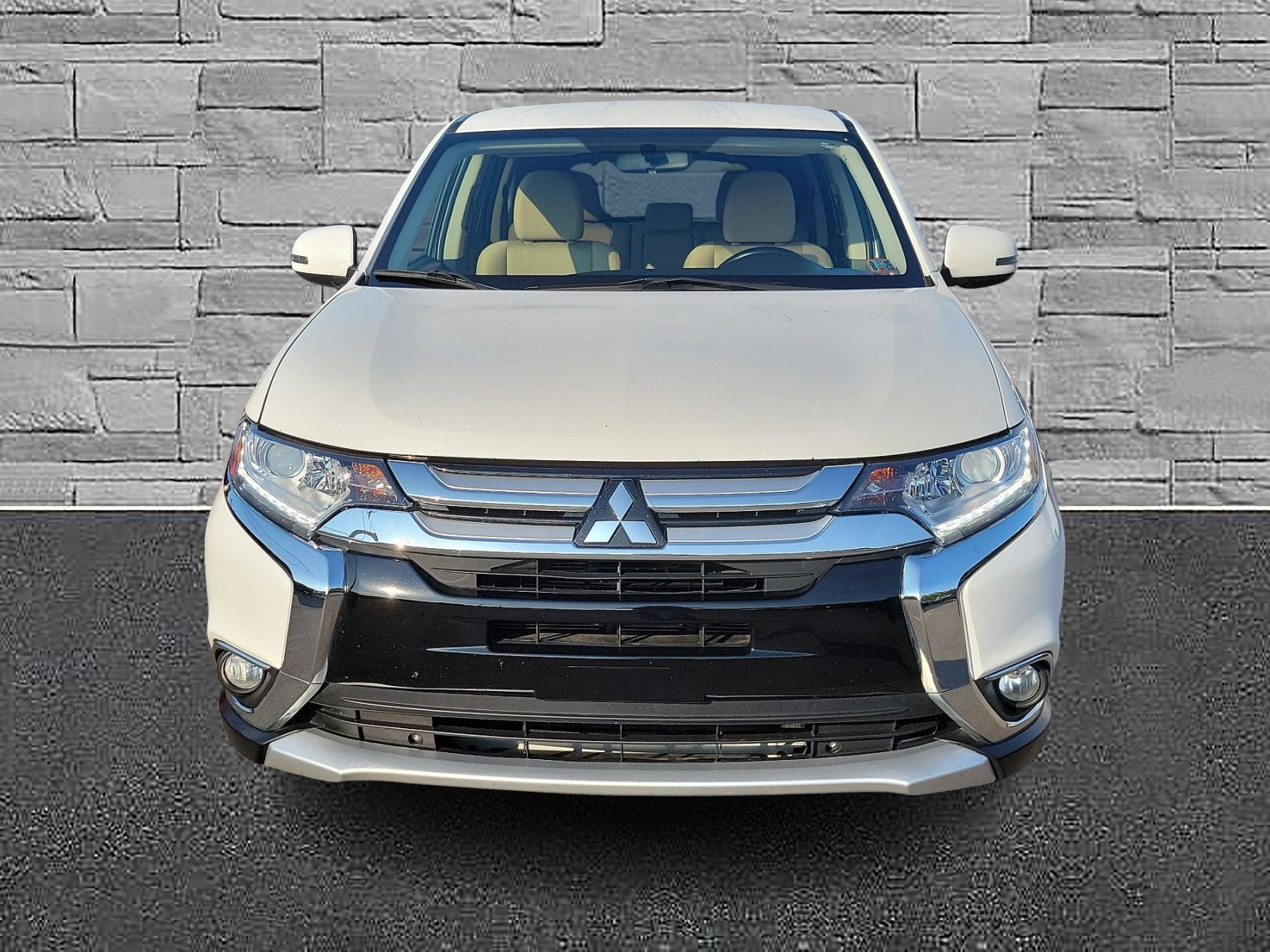 Used 2018 Mitsubishi Outlander SE with VIN JA4AZ3A35JZ004296 for sale in Bloomsburg, PA