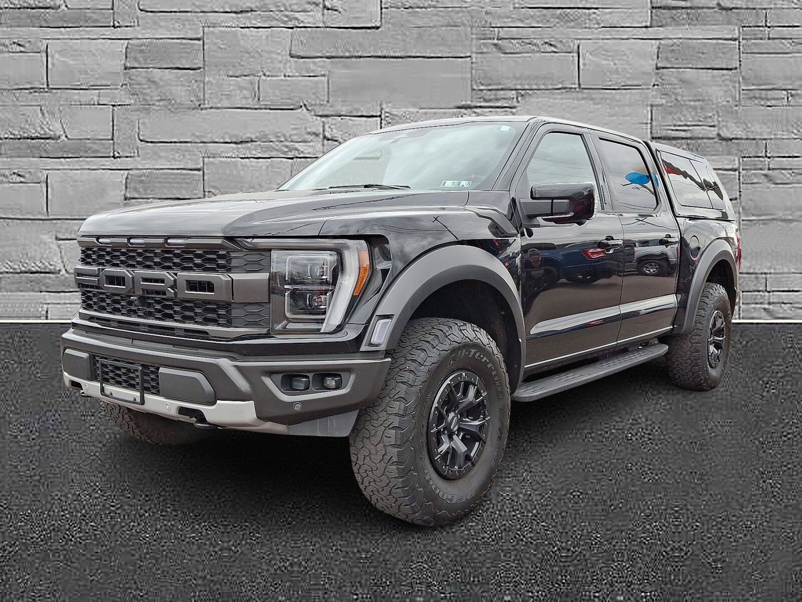 2023 Ford F-150 Raptor photo 3