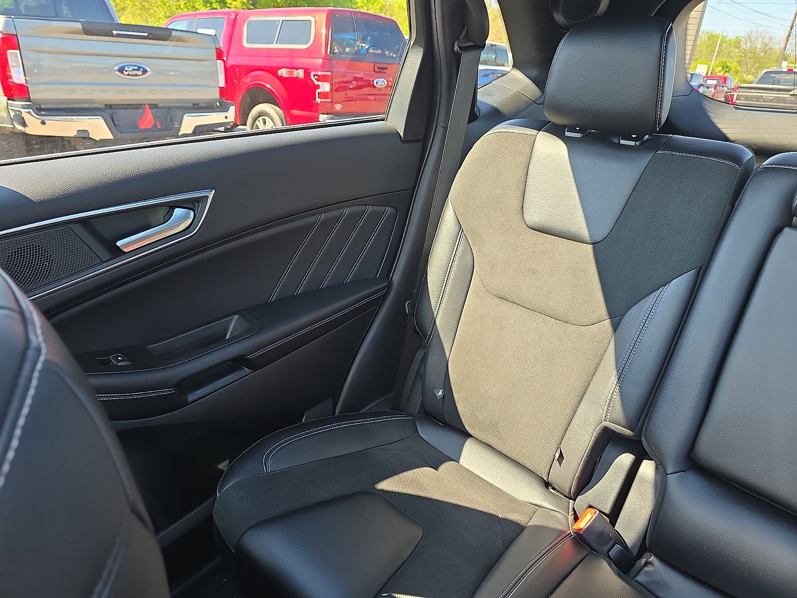 2022 Ford Edge ST - Photo 18