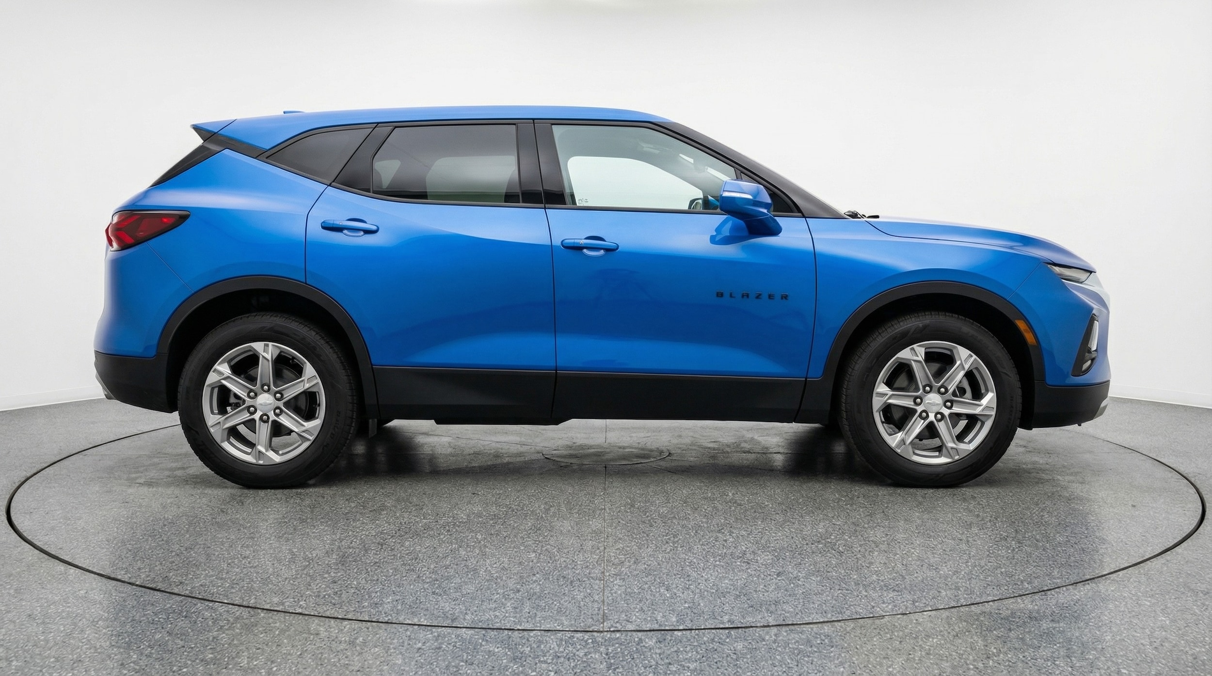 Thumbnail: 2025 Chevrolet Blazer - 8