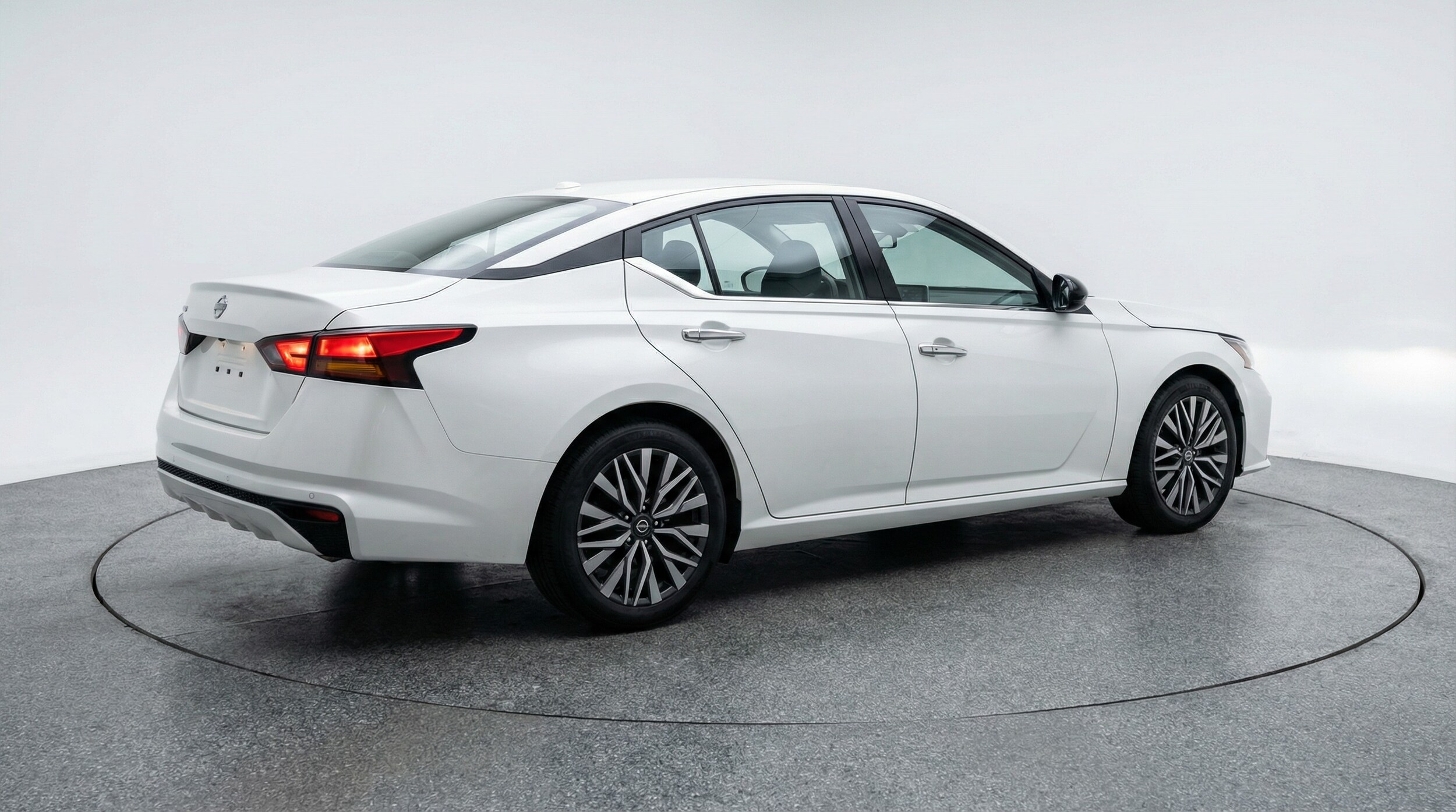 Thumbnail: 2025 Nissan Altima - 7