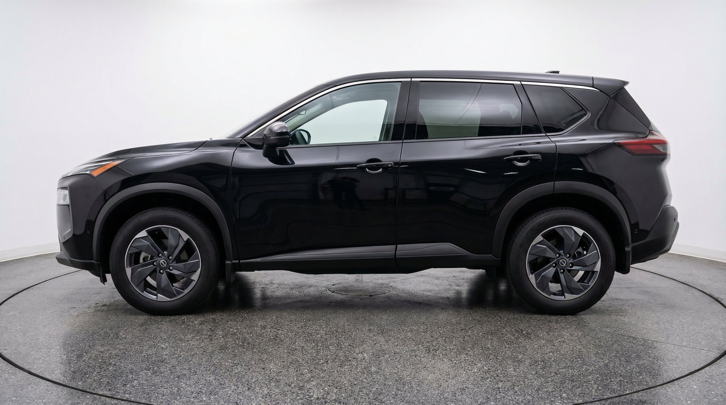 Thumbnail: 2025 Nissan Rogue - 5