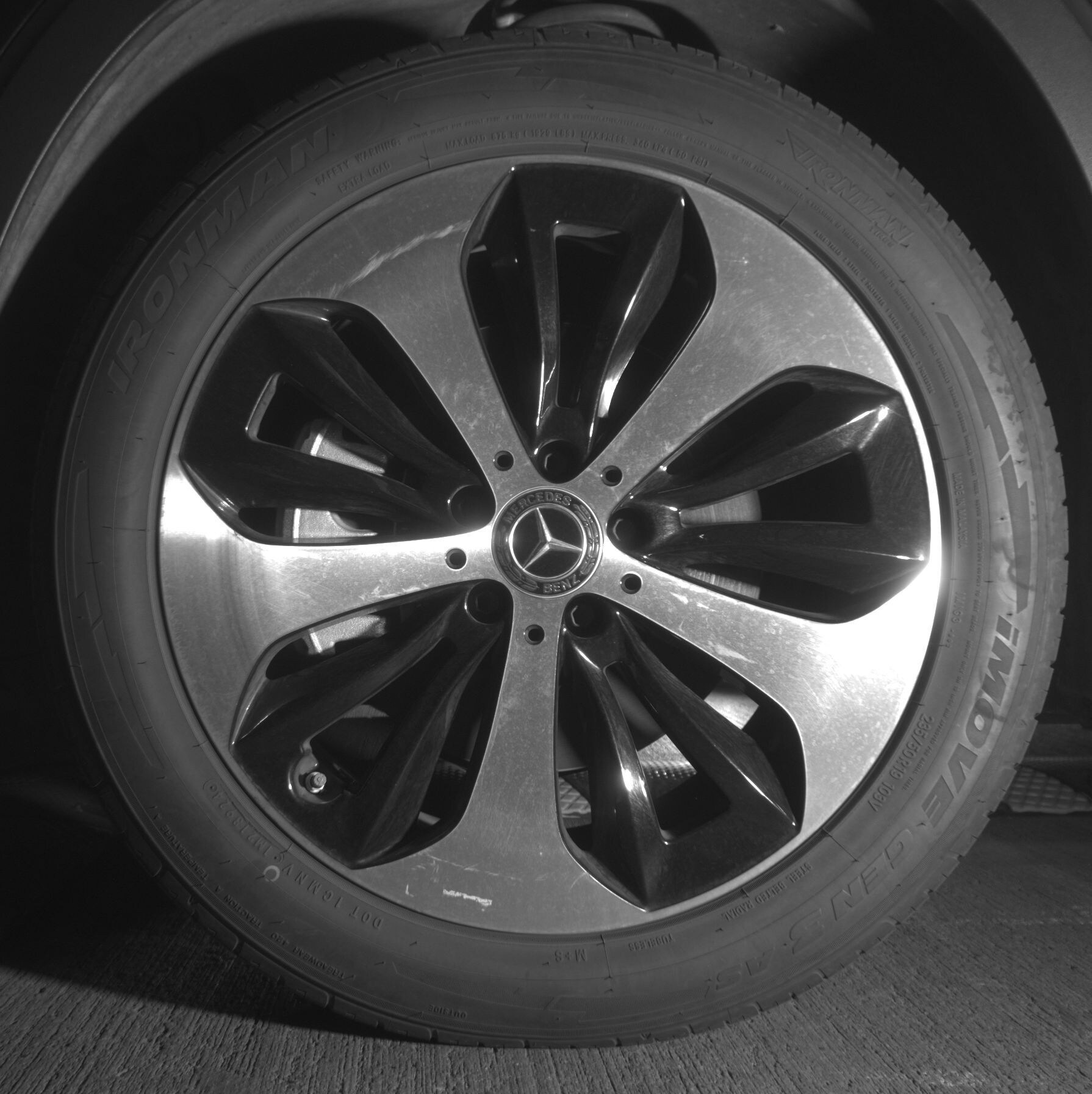 Thumbnail: 2024 Mercedes-Benz GLB - 9