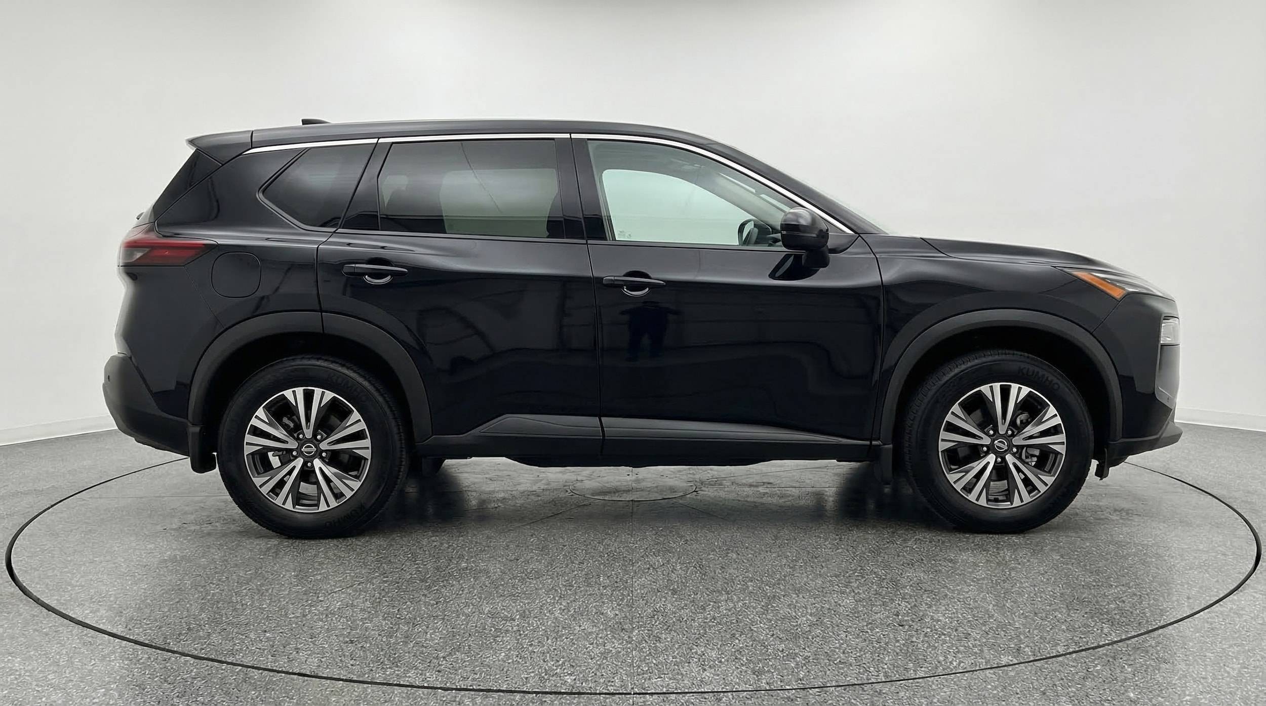 Thumbnail: 2023 Nissan Rogue - 8