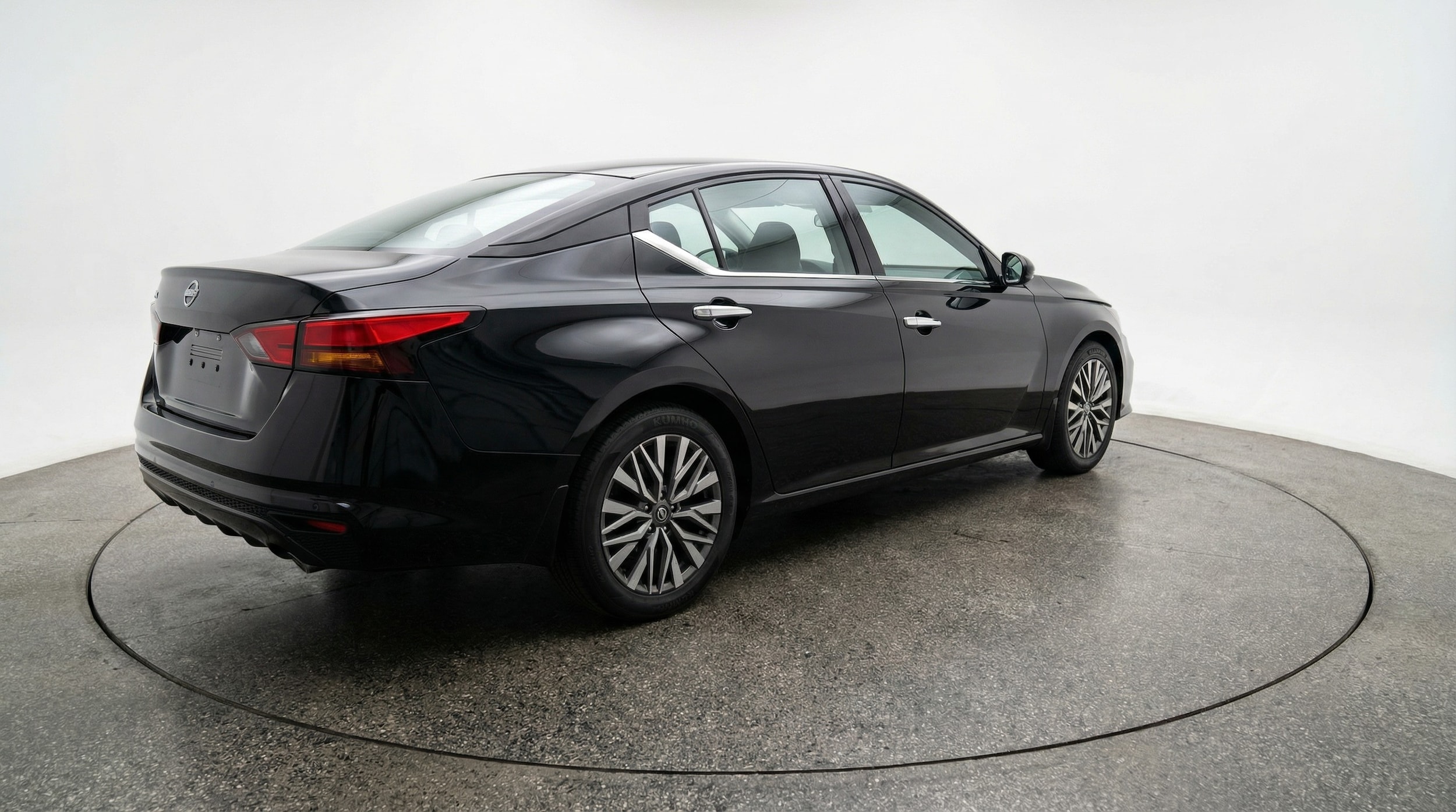 Thumbnail: 2025 Nissan Altima - 7