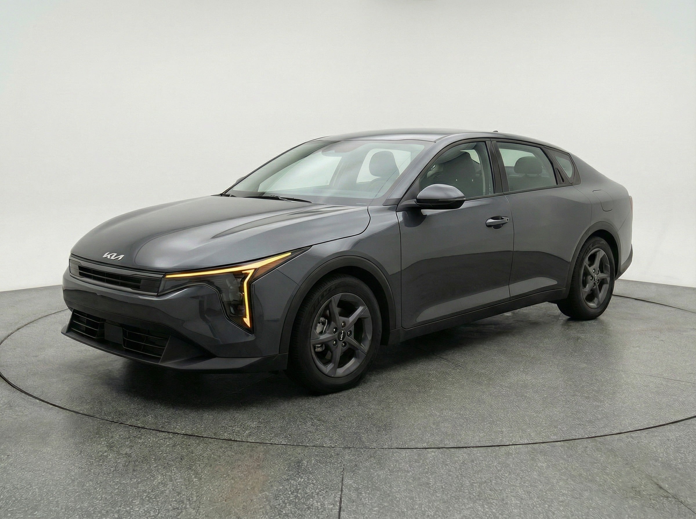 Thumbnail: 2025 Kia K4 - 3