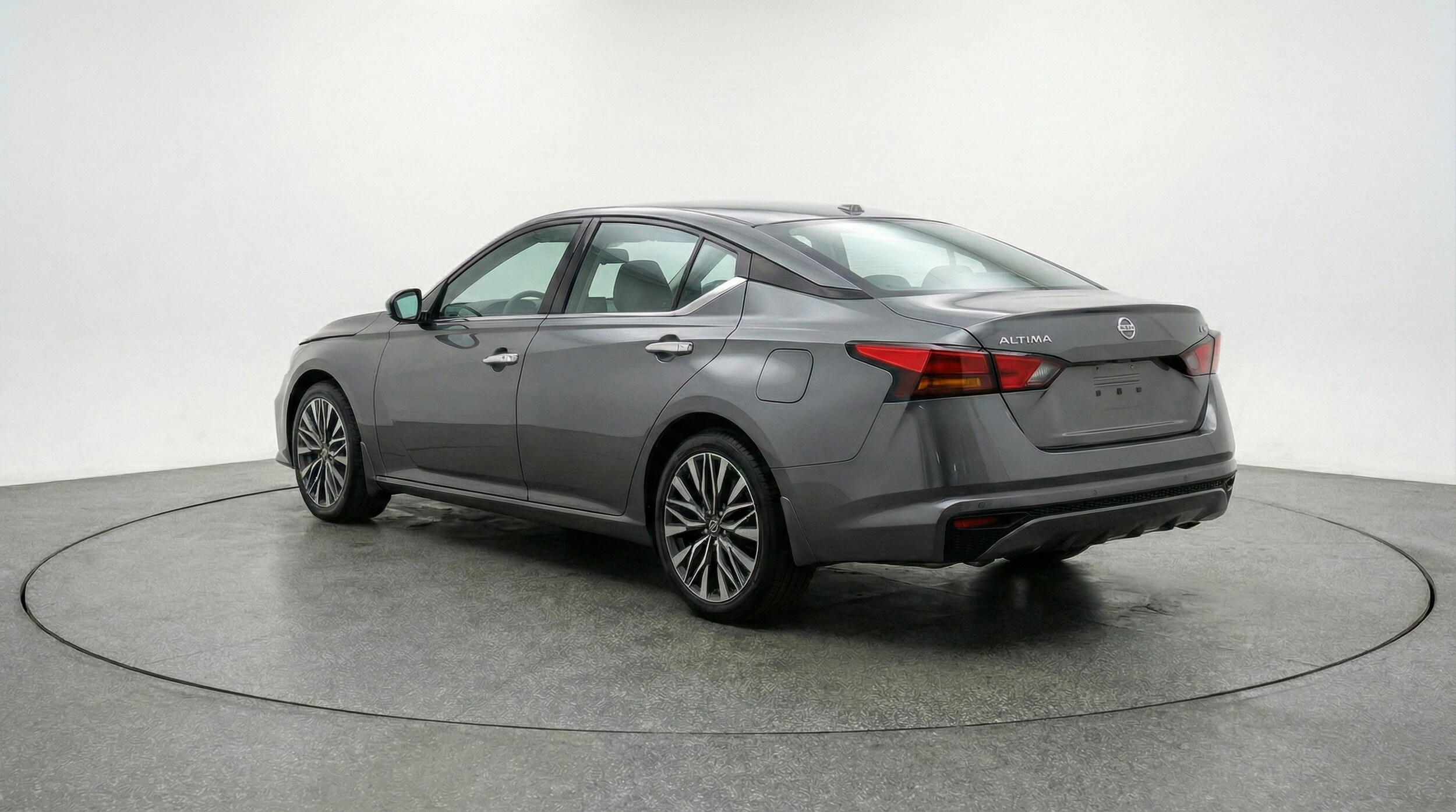 Thumbnail: 2025 Nissan Altima - 5