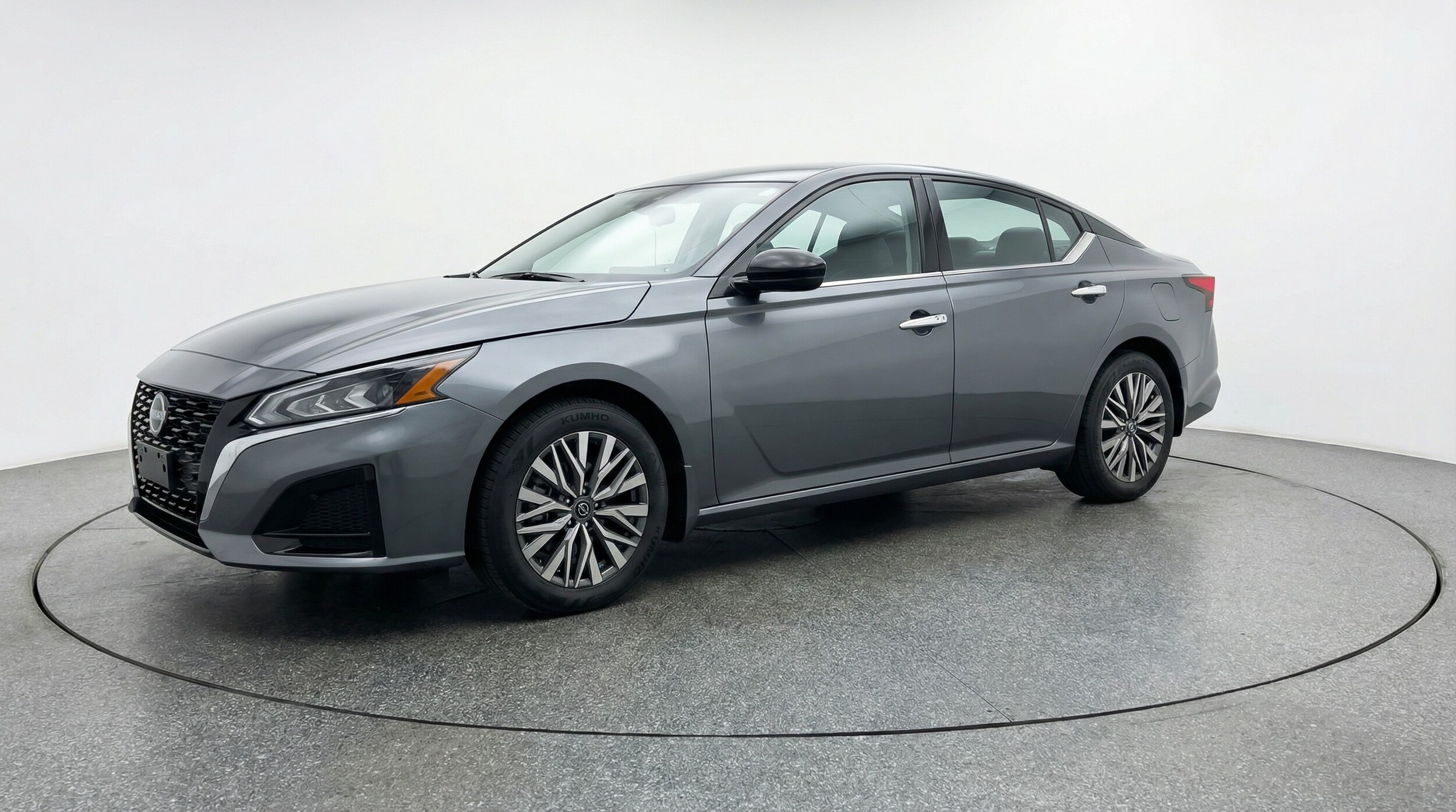 Thumbnail: 2025 Nissan Altima - 3