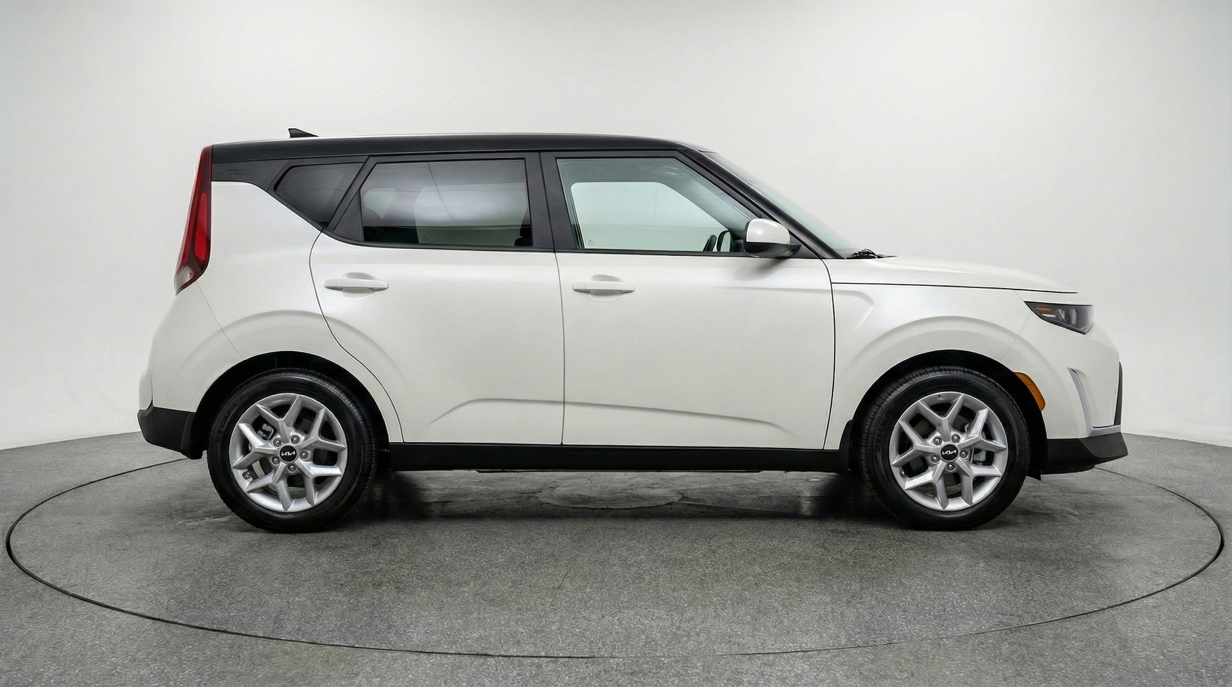 Thumbnail: 2025 Kia Soul - 8