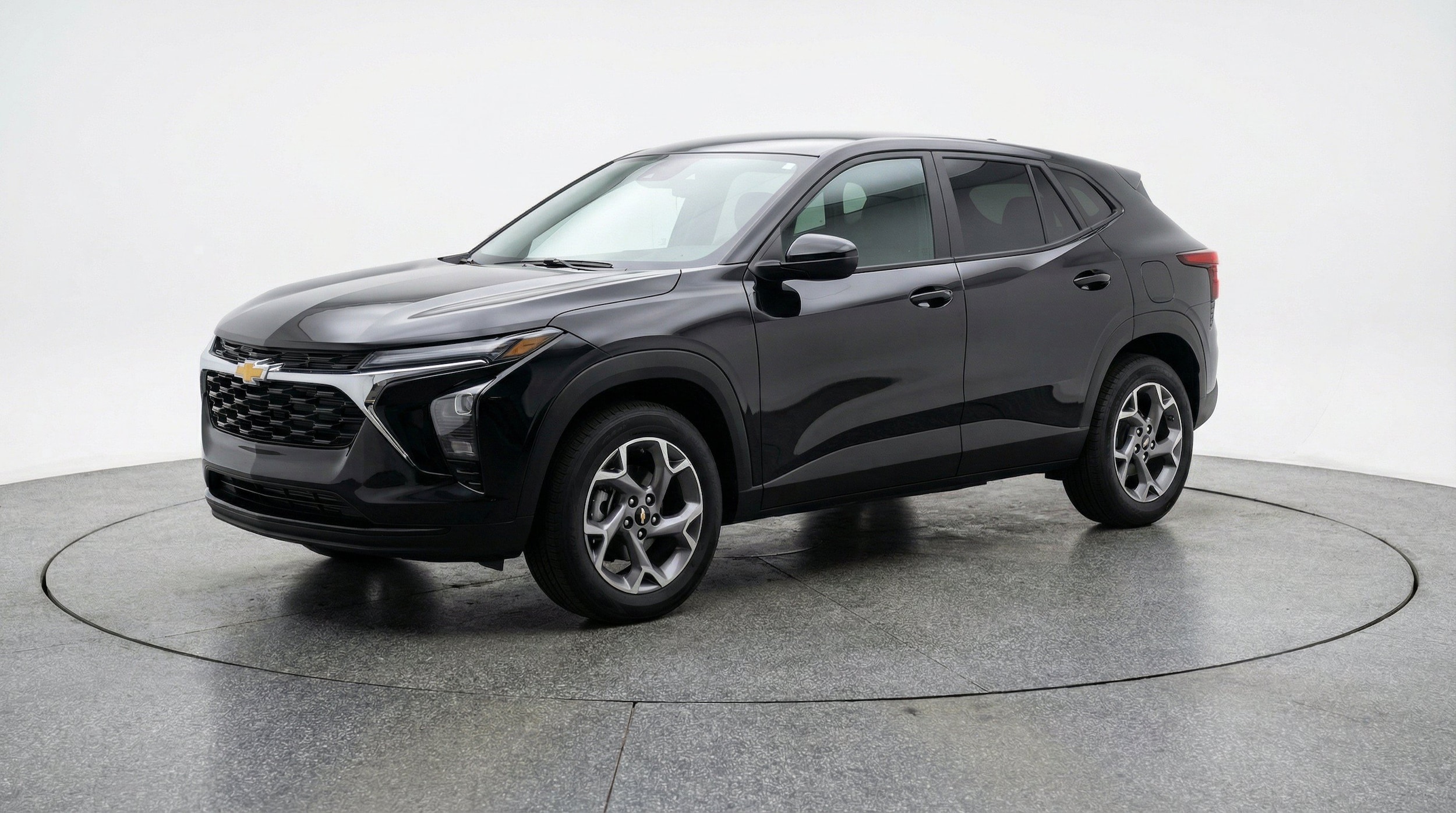 Thumbnail: 2025 Chevrolet Trax - 3