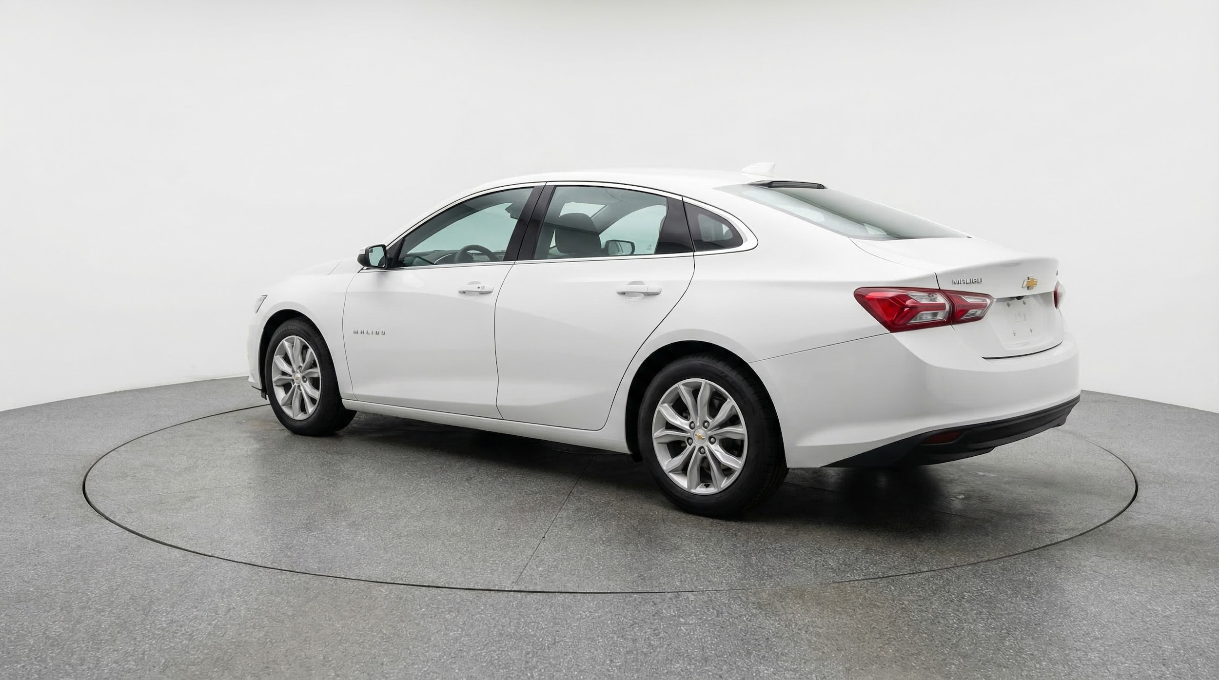 Thumbnail: 2023 Chevrolet Malibu - 5