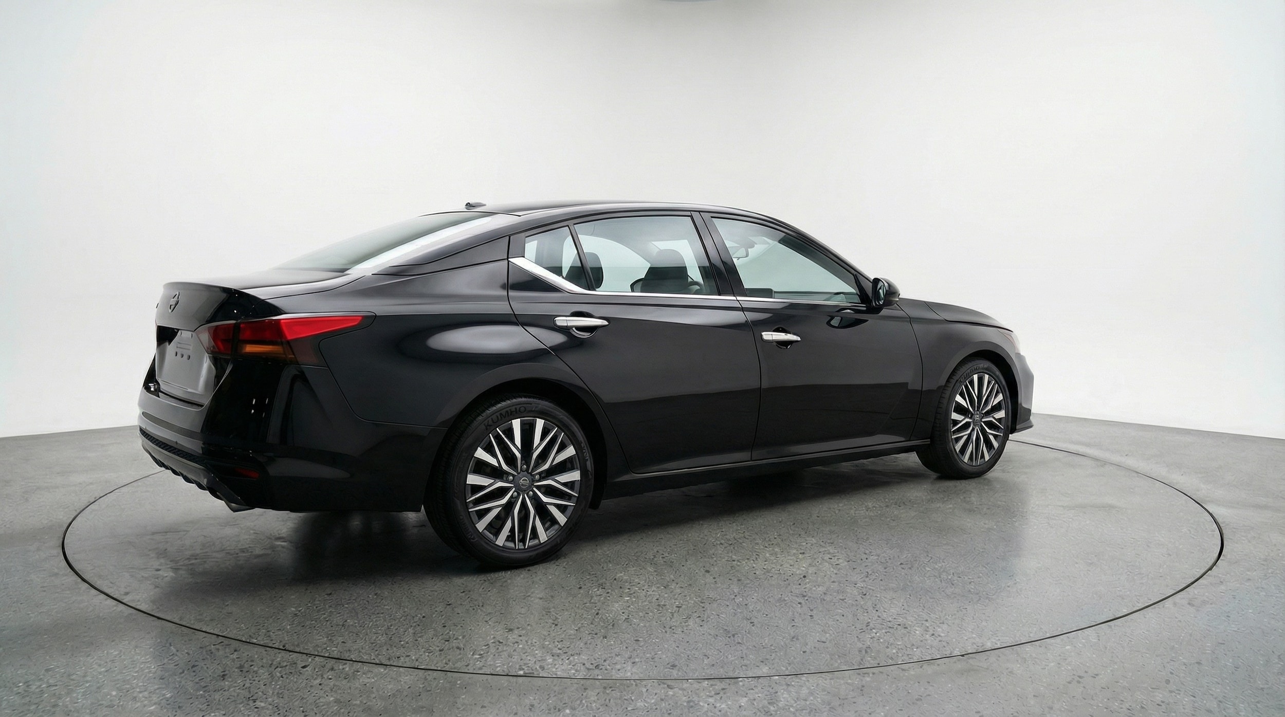 Thumbnail: 2025 Nissan Altima - 7