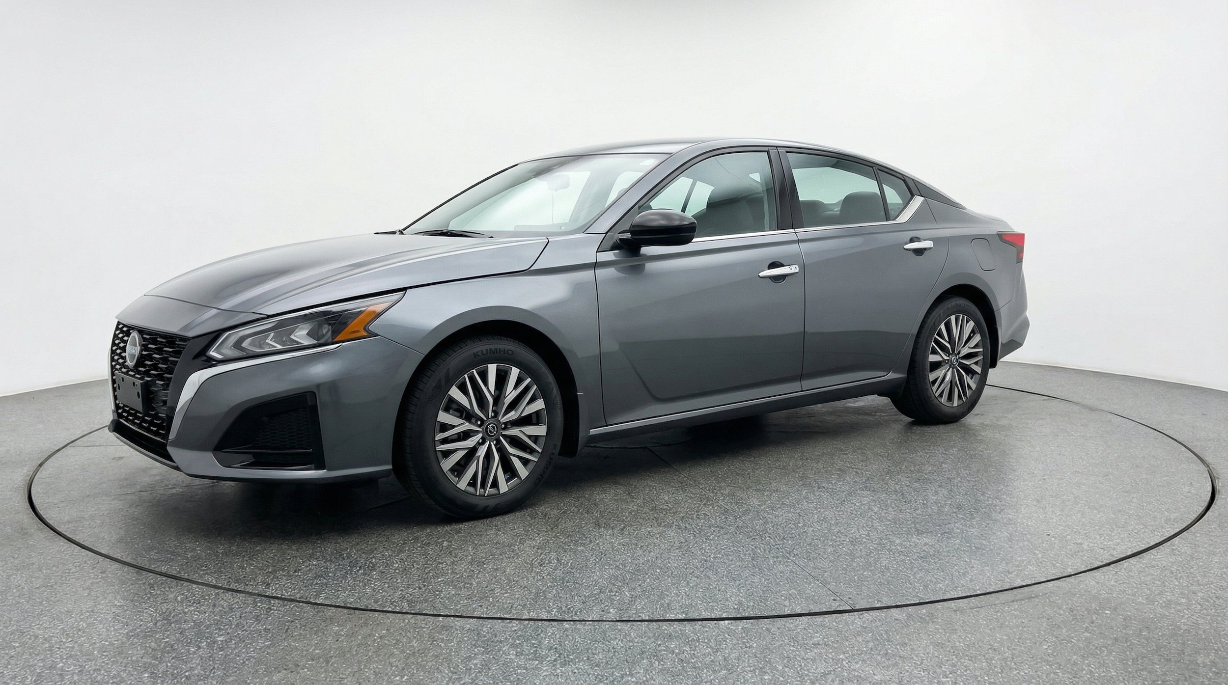 Thumbnail: 2025 Nissan Altima - 3