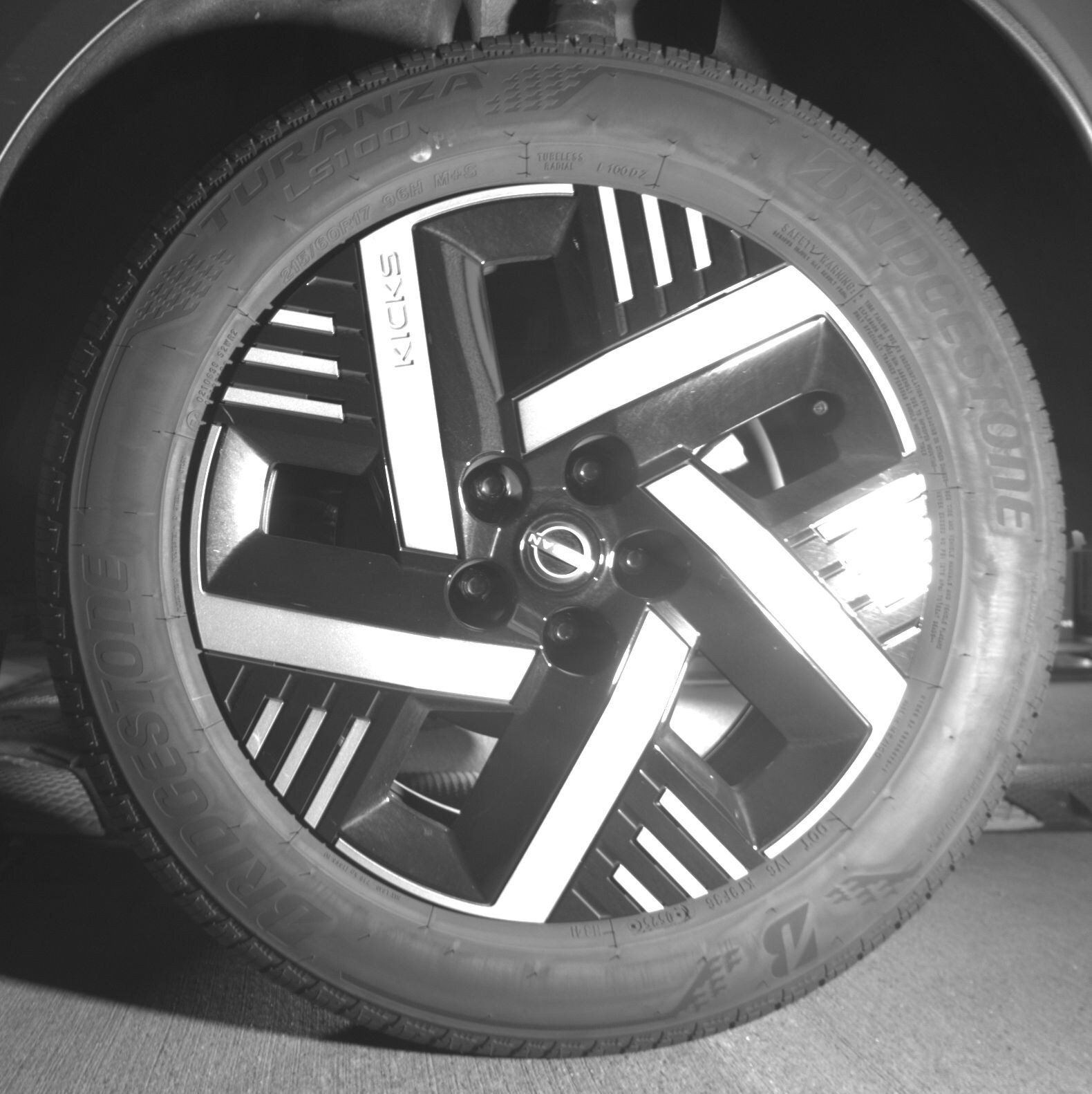 Thumbnail: 2025 Nissan Kicks - 11