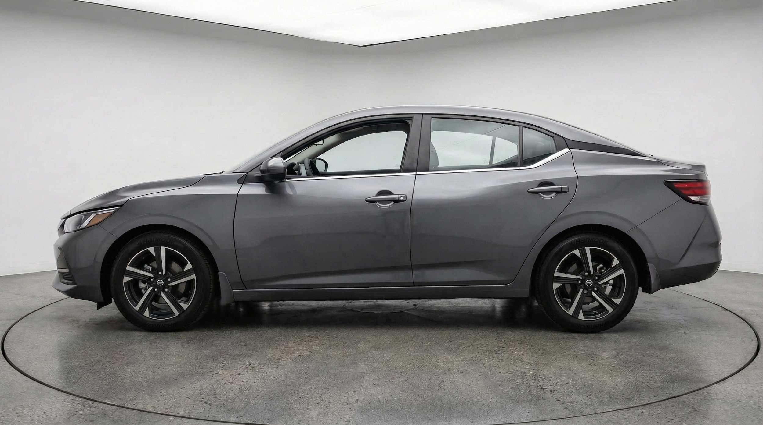 Thumbnail: 2025 Nissan Sentra - 5
