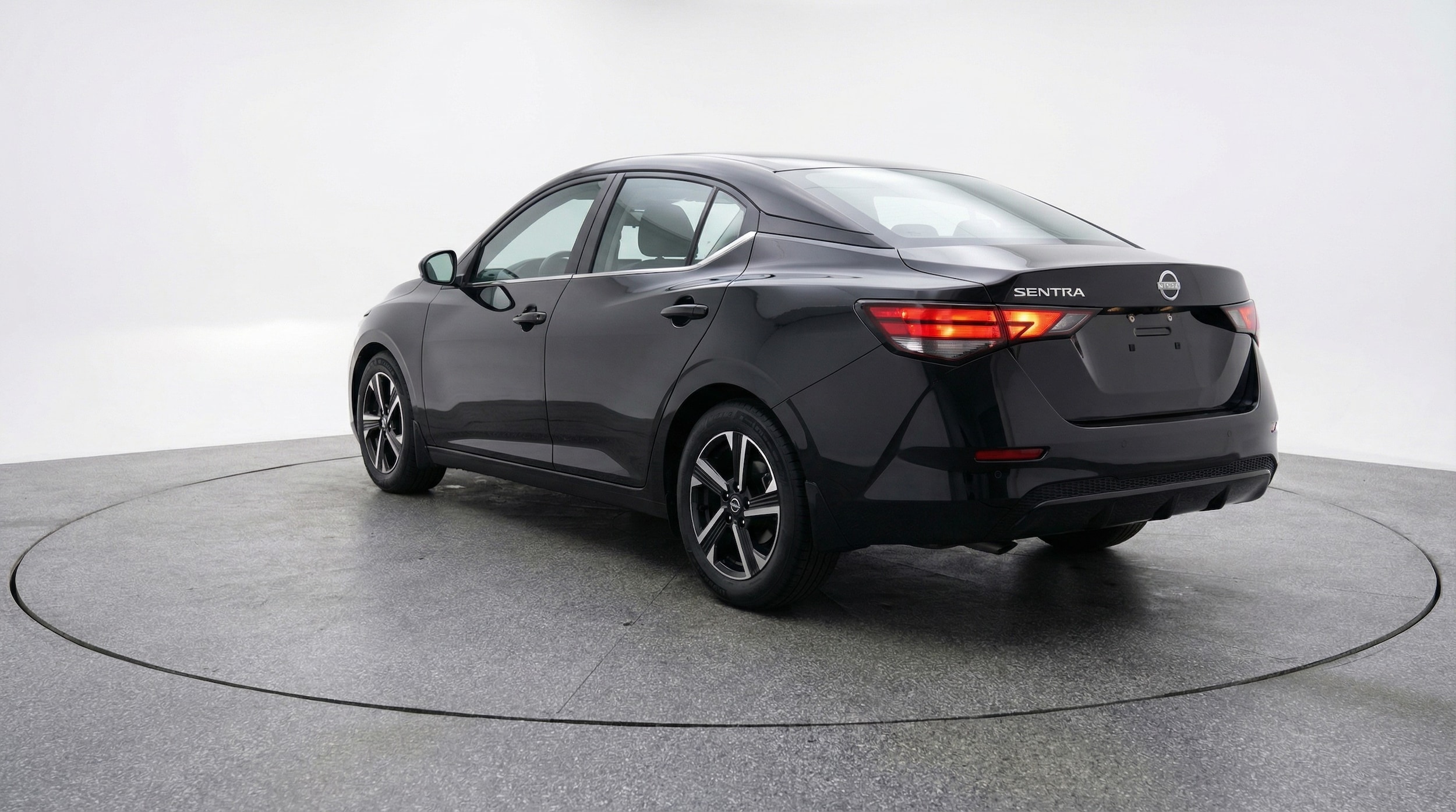 Thumbnail: 2025 Nissan Sentra - 5