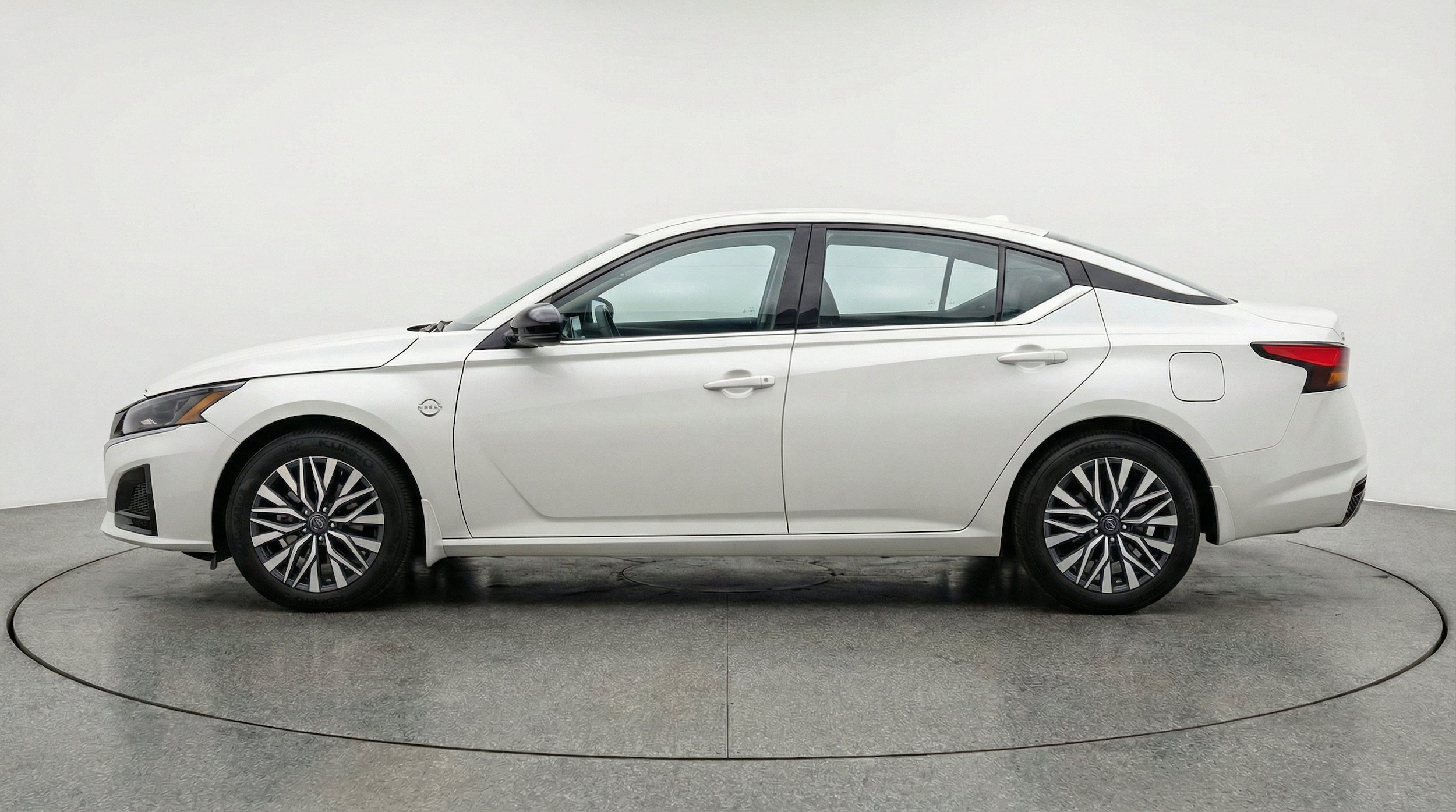 Thumbnail: 2026 Nissan Altima - 5
