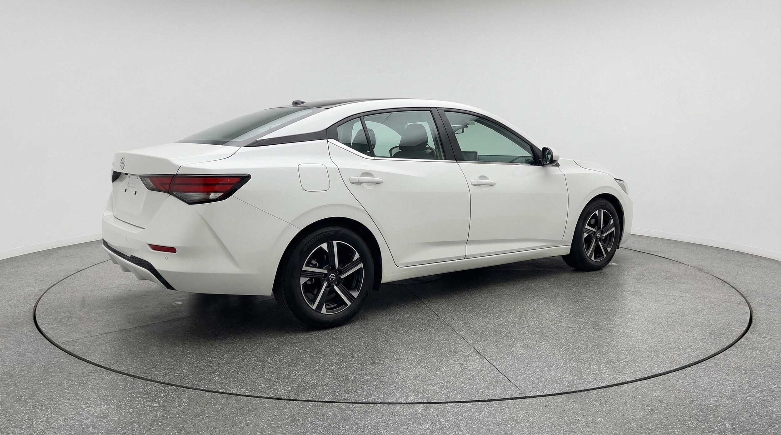 Thumbnail: 2025 Nissan Sentra - 9