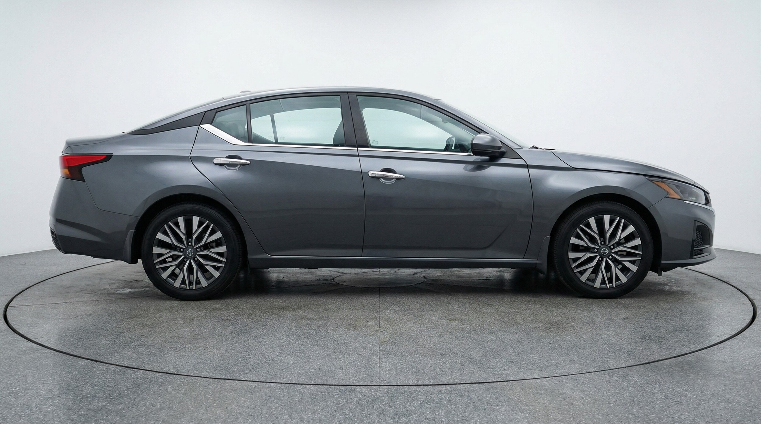 Thumbnail: 2025 Nissan Altima - 8