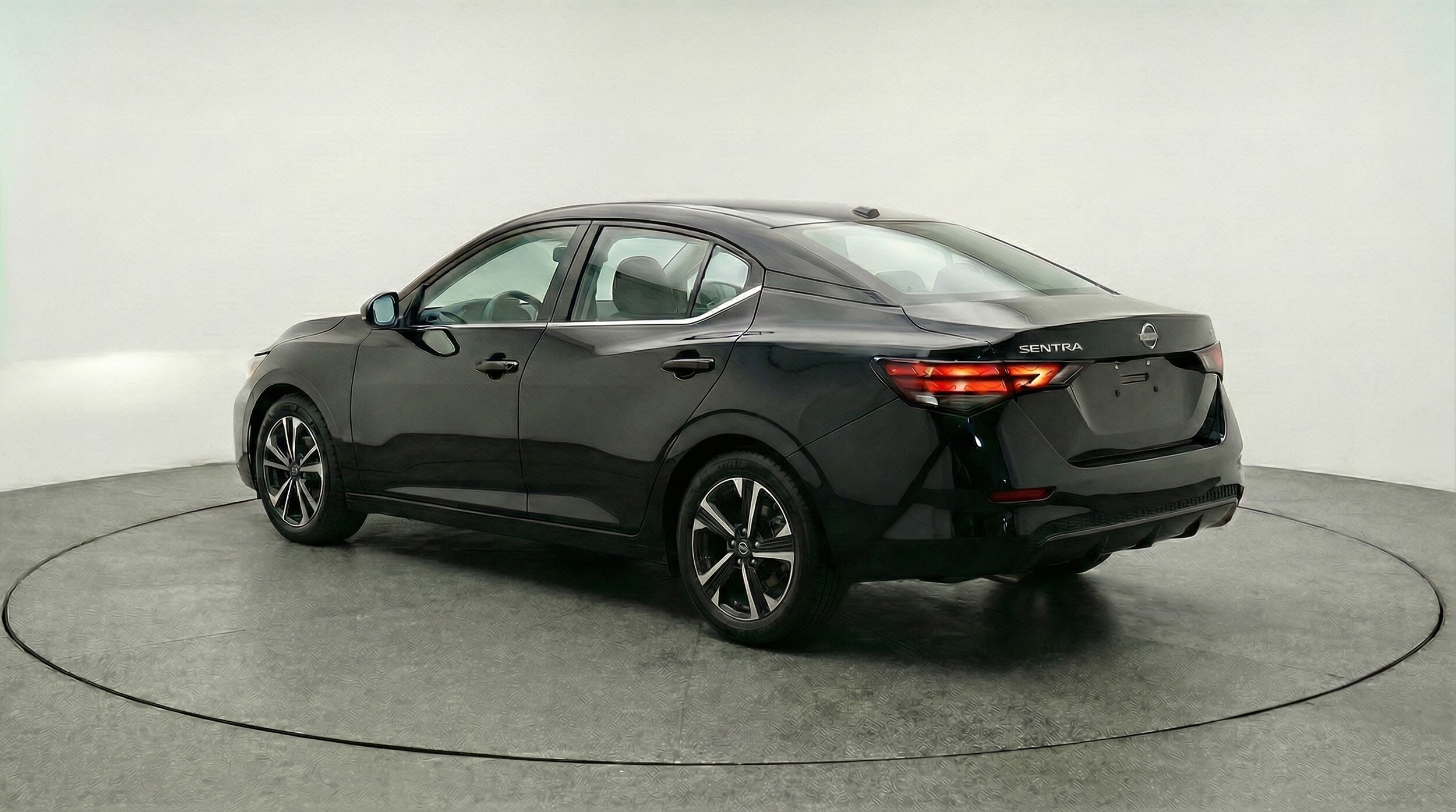 Thumbnail: 2025 Nissan Sentra - 5