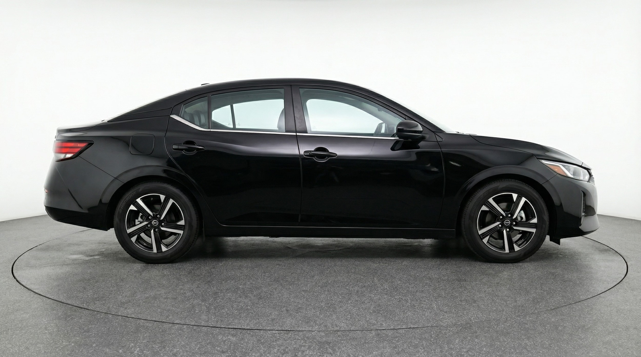 Thumbnail: 2025 Nissan Sentra - 8