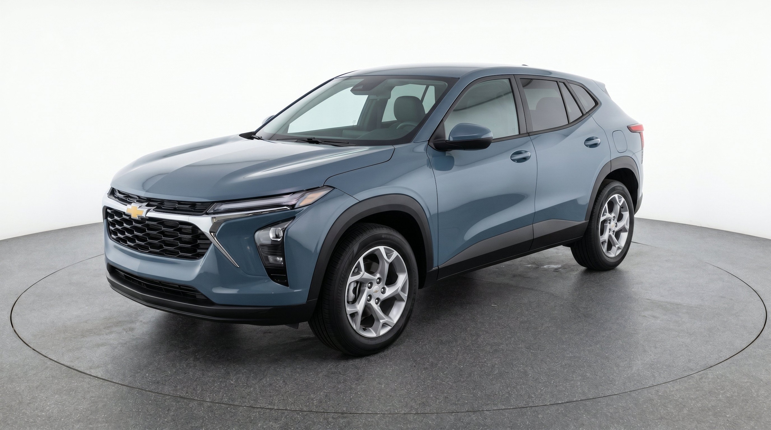 Thumbnail: 2025 Chevrolet Trax - 3