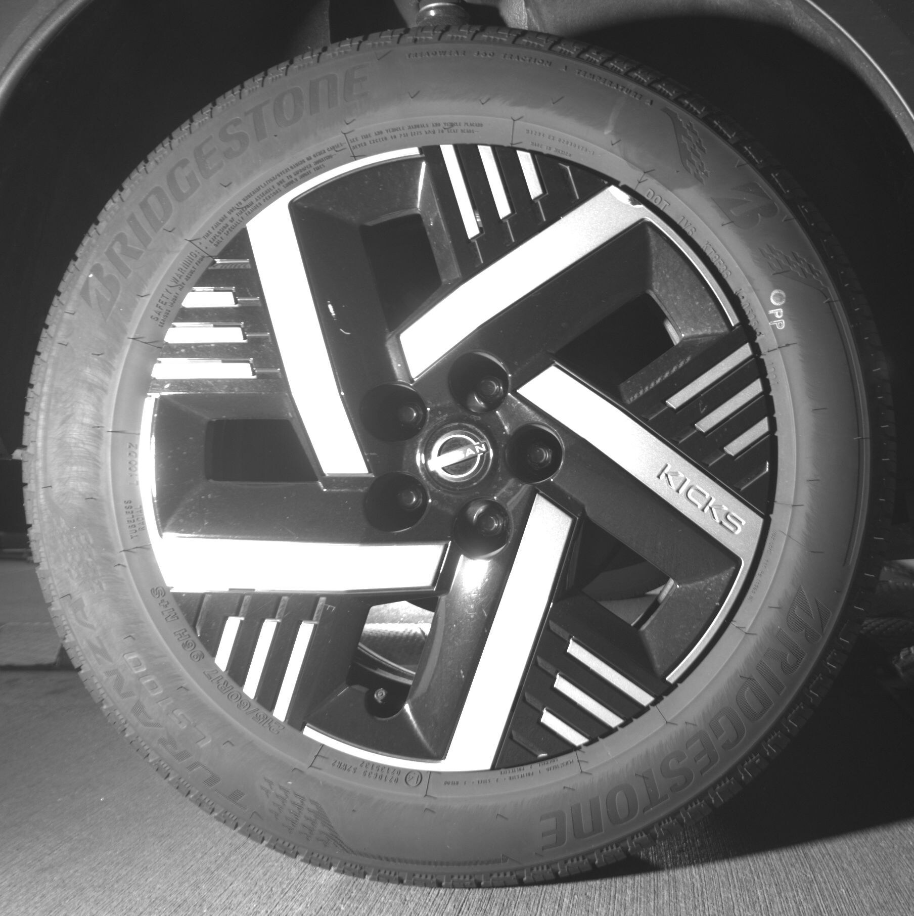 Thumbnail: 2025 Nissan Kicks - 12