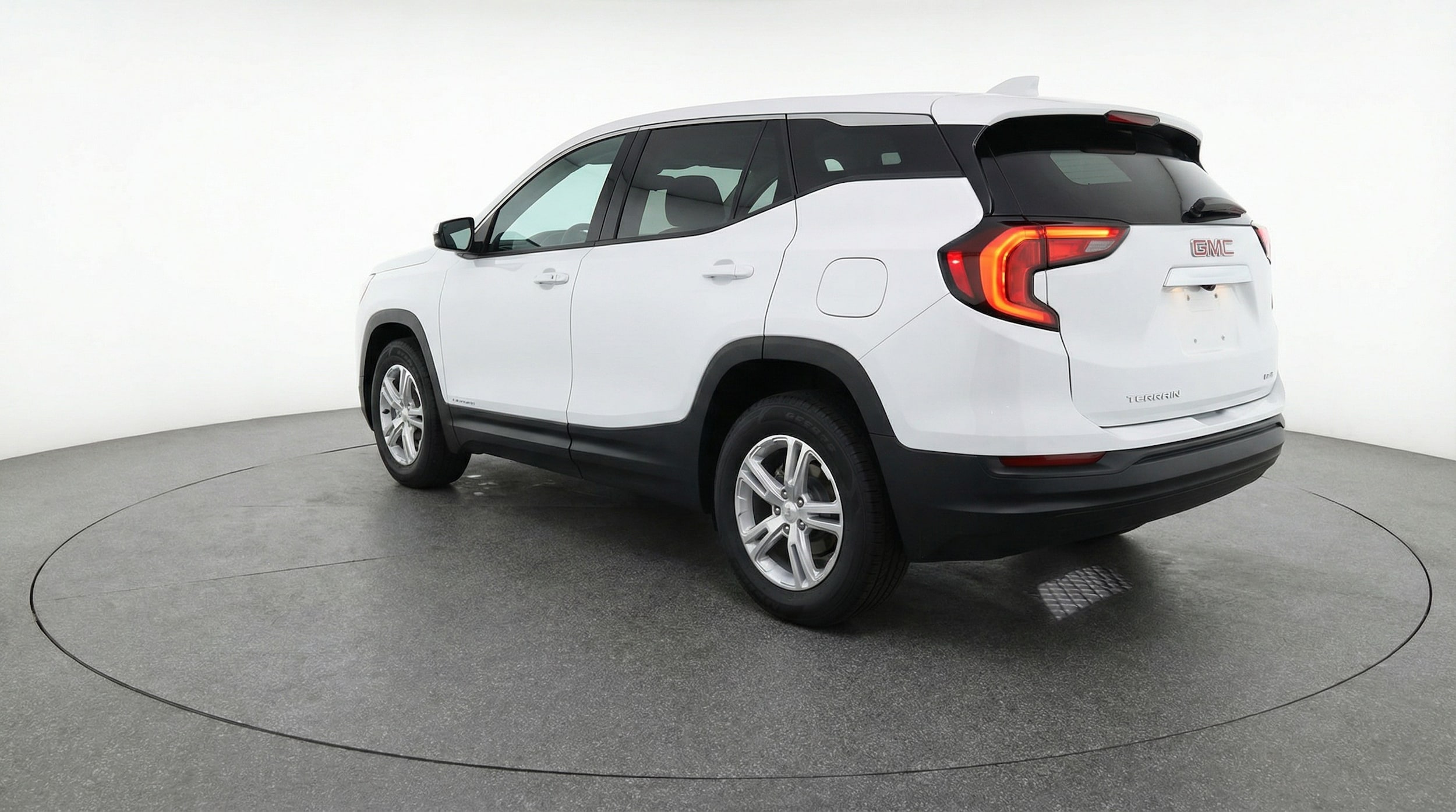 Thumbnail: 2024 GMC Terrain - 5