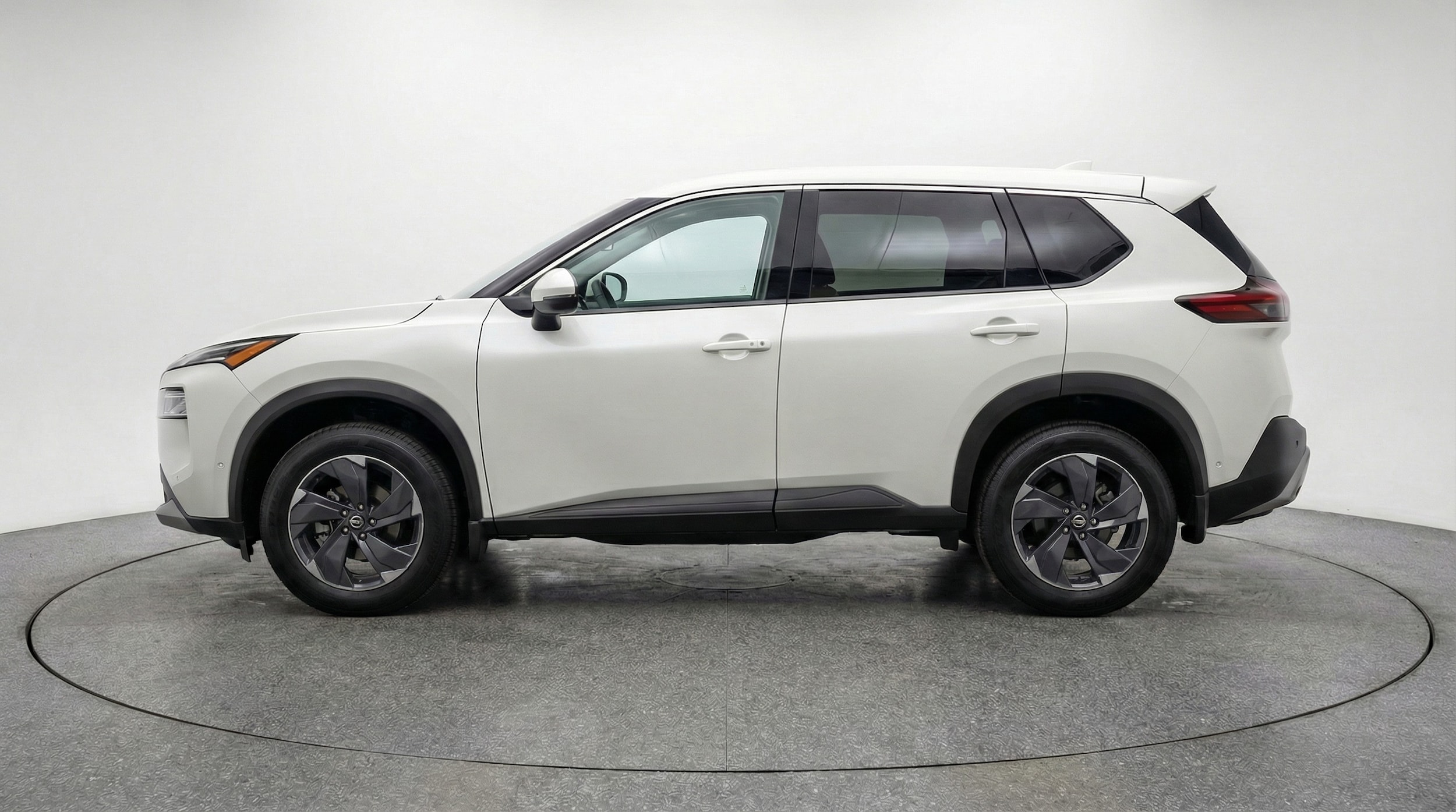 Thumbnail: 2025 Nissan Rogue - 4