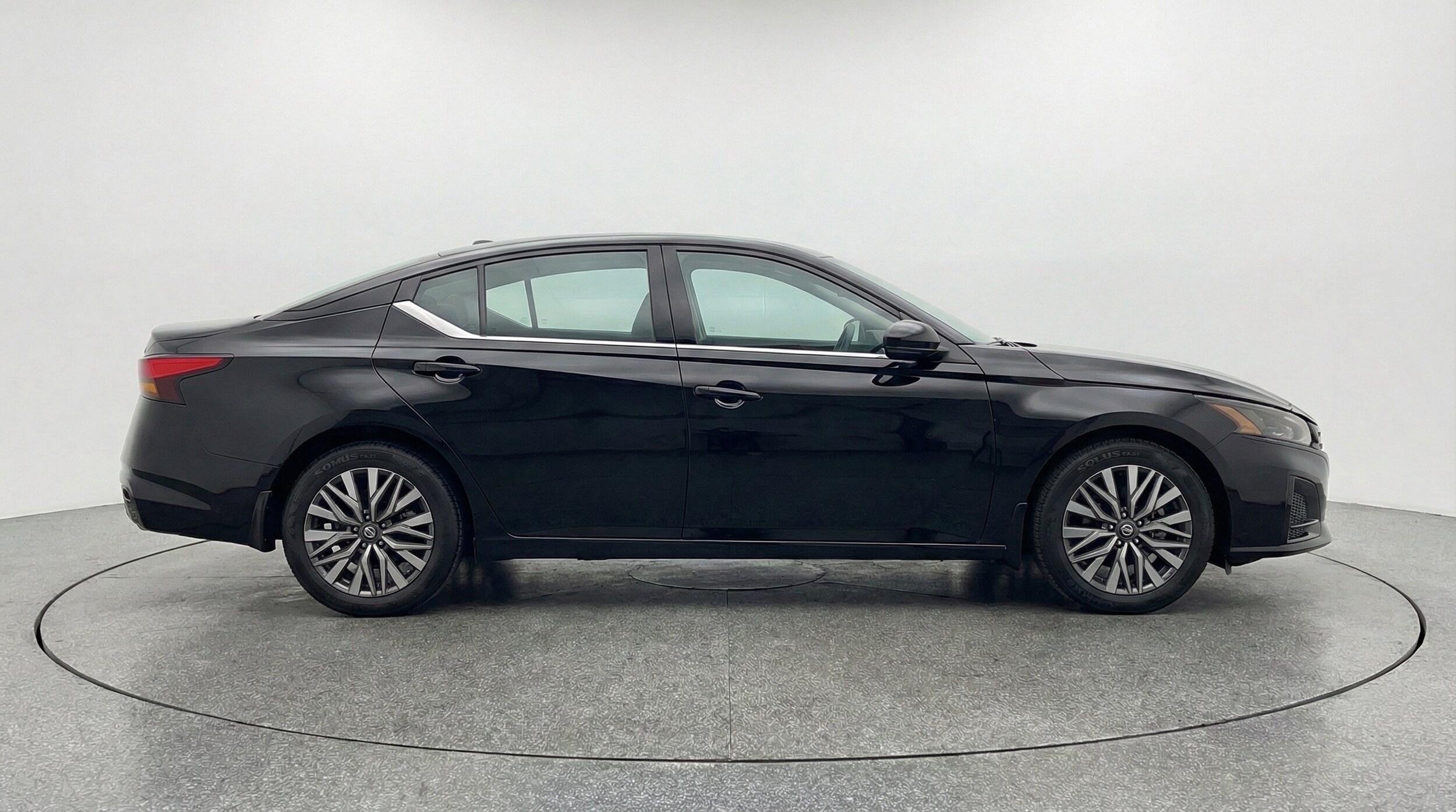 Thumbnail: 2025 Nissan Altima - 11