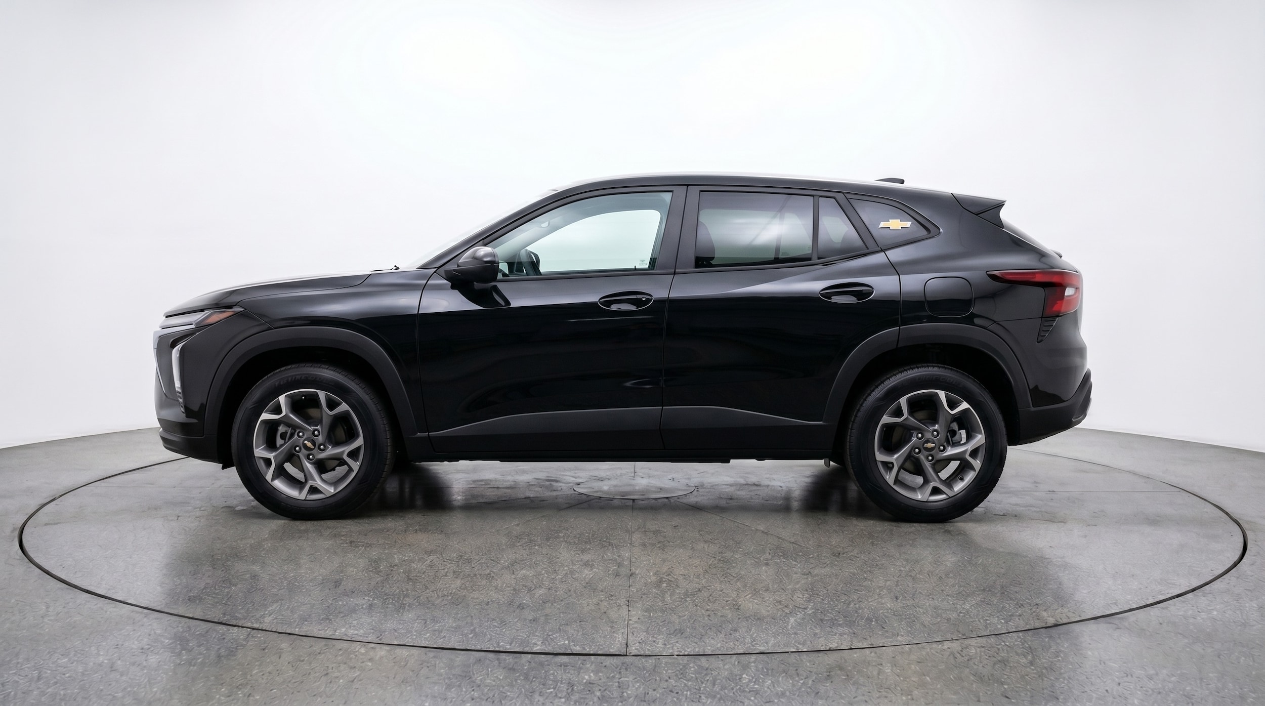 Thumbnail: 2025 Chevrolet Trax - 4