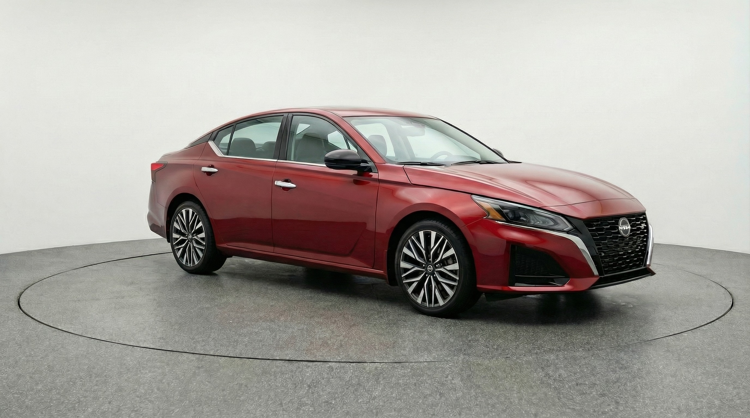 Thumbnail: 2025 Nissan Altima - 1