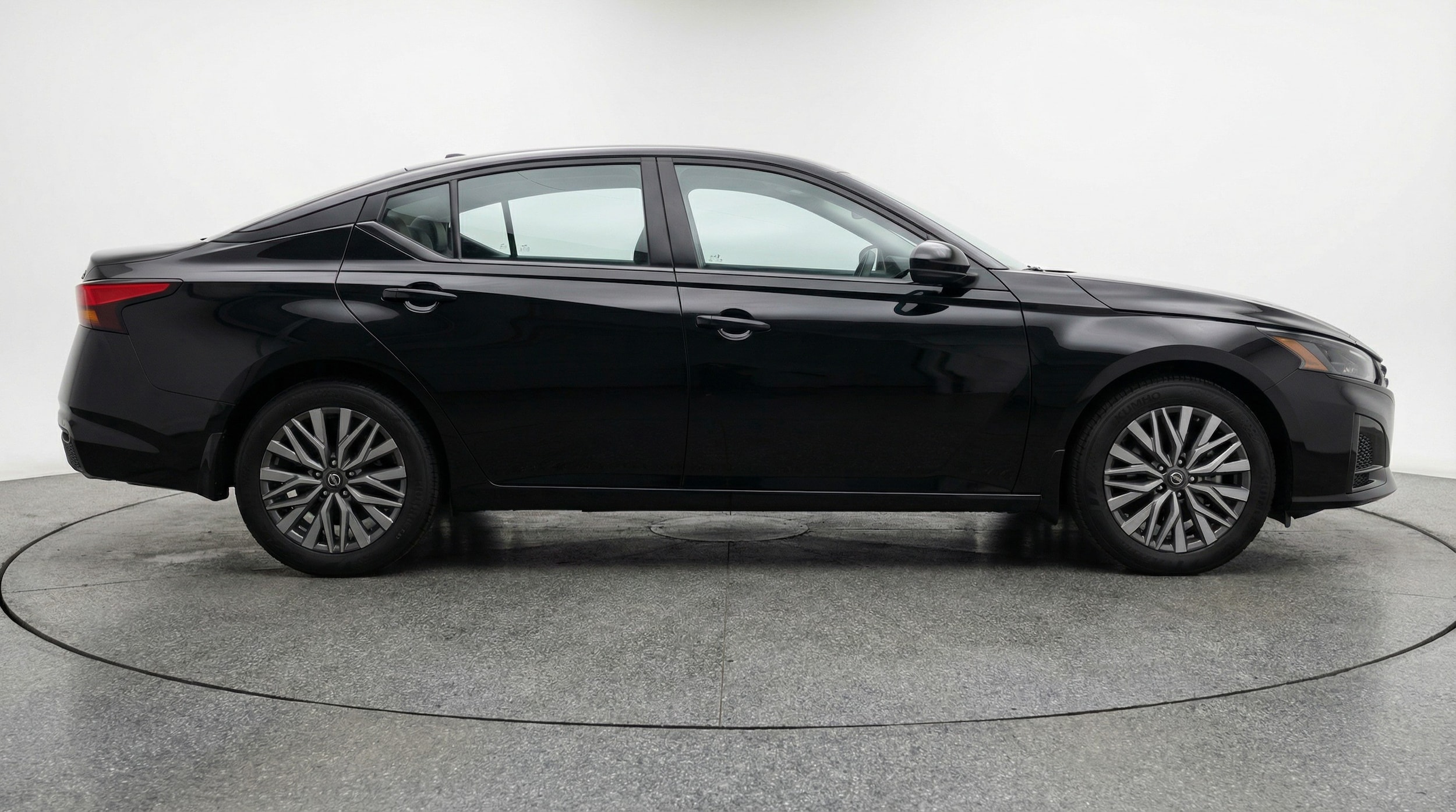 Thumbnail: 2025 Nissan Altima - 8