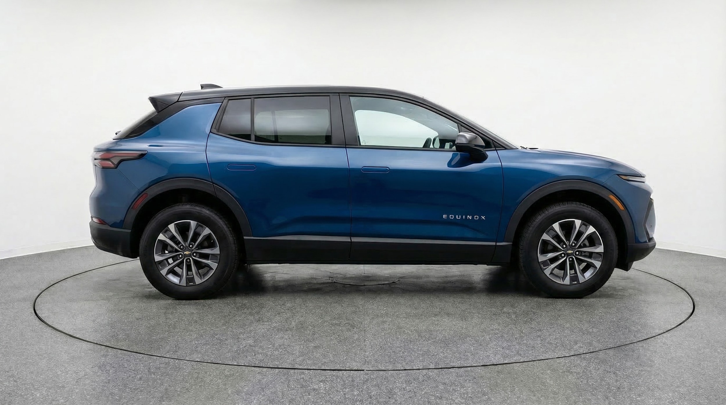 Thumbnail: 2025 Chevrolet Equinox - 8