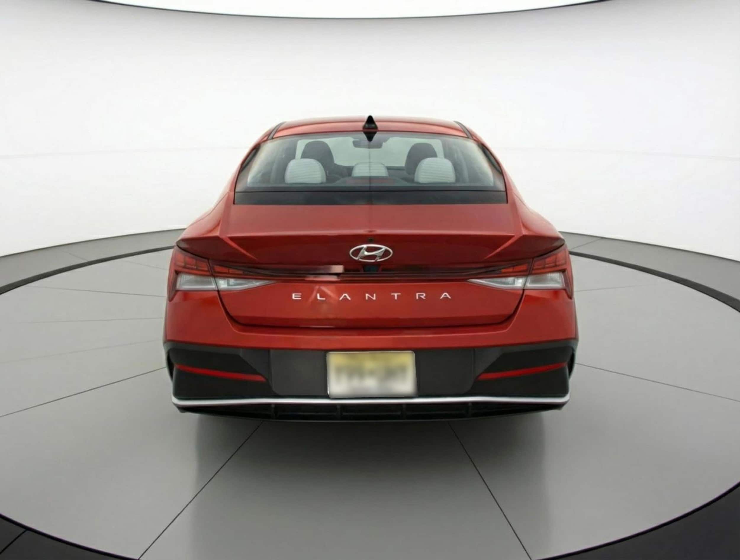Thumbnail: 2025 Hyundai Elantra - 6