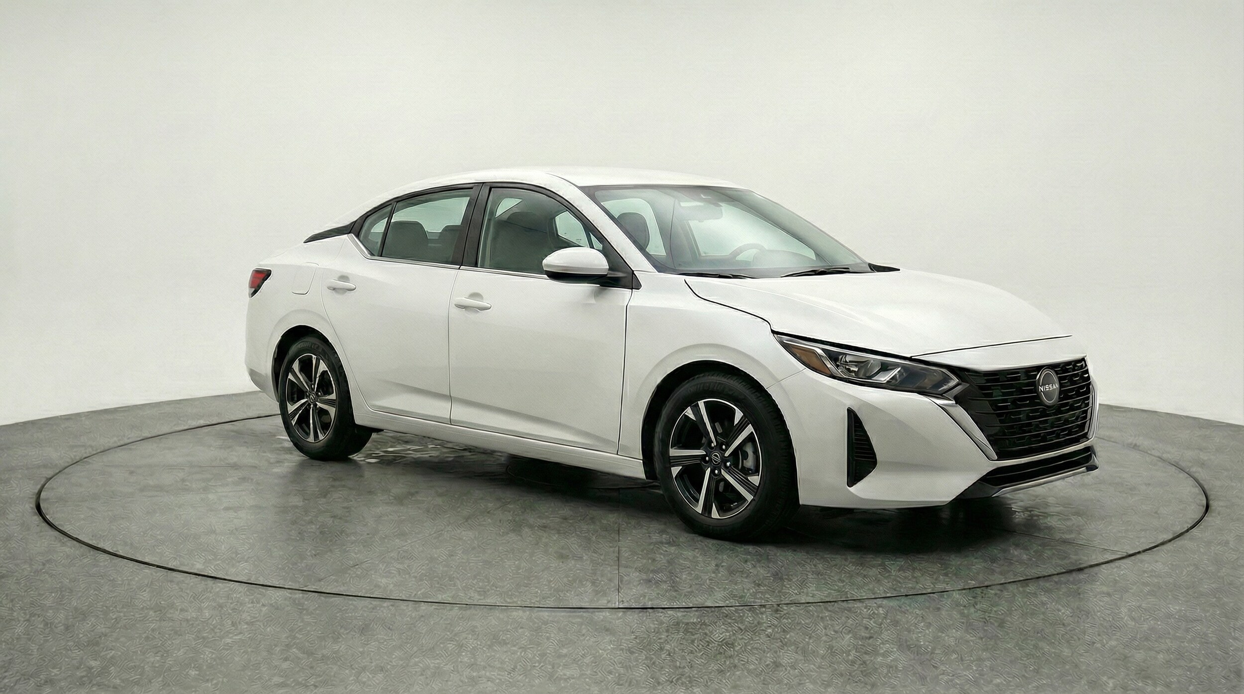 Thumbnail: 2025 Nissan Sentra - 1