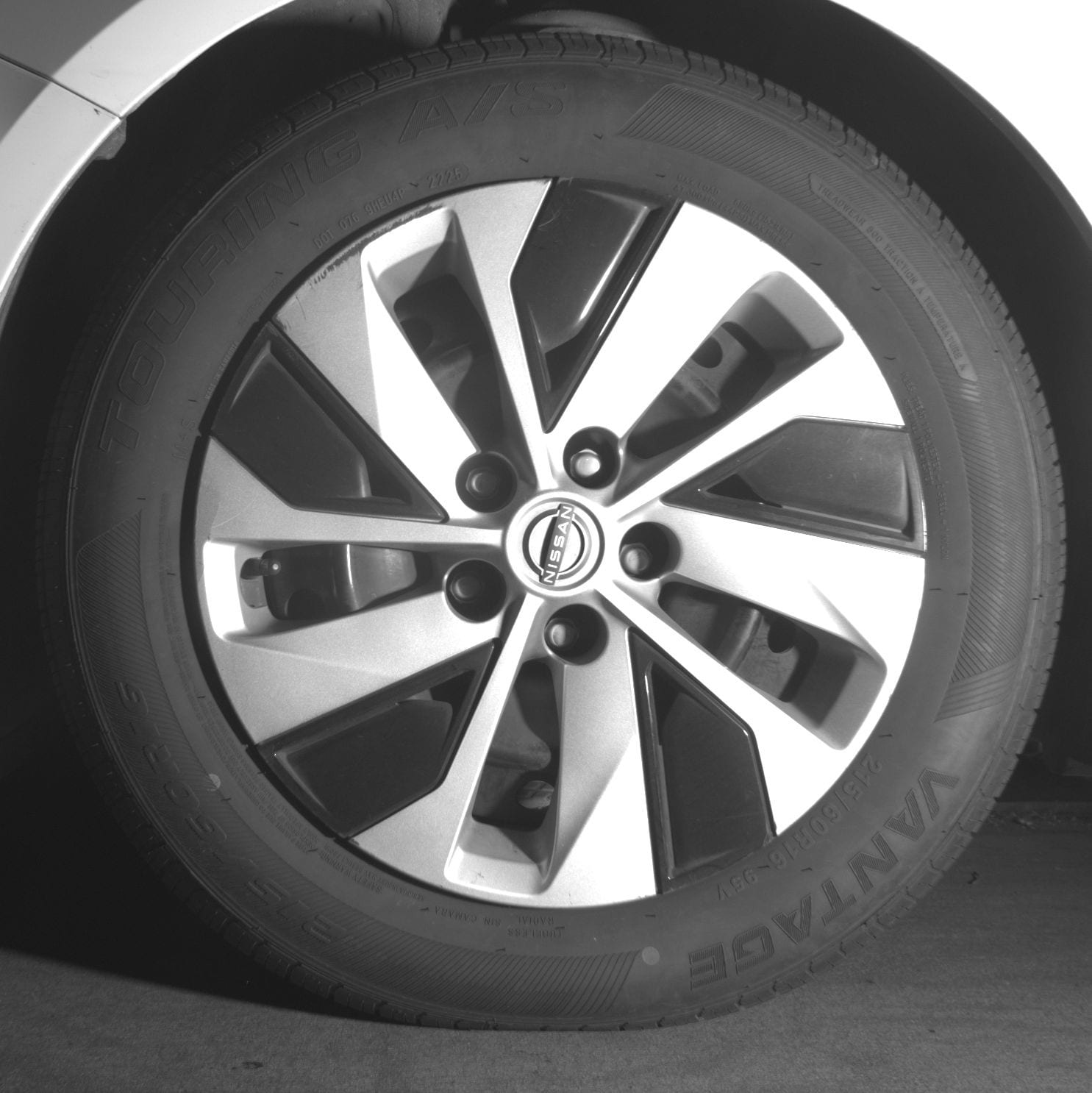 Thumbnail: 2023 Nissan Altima - 9