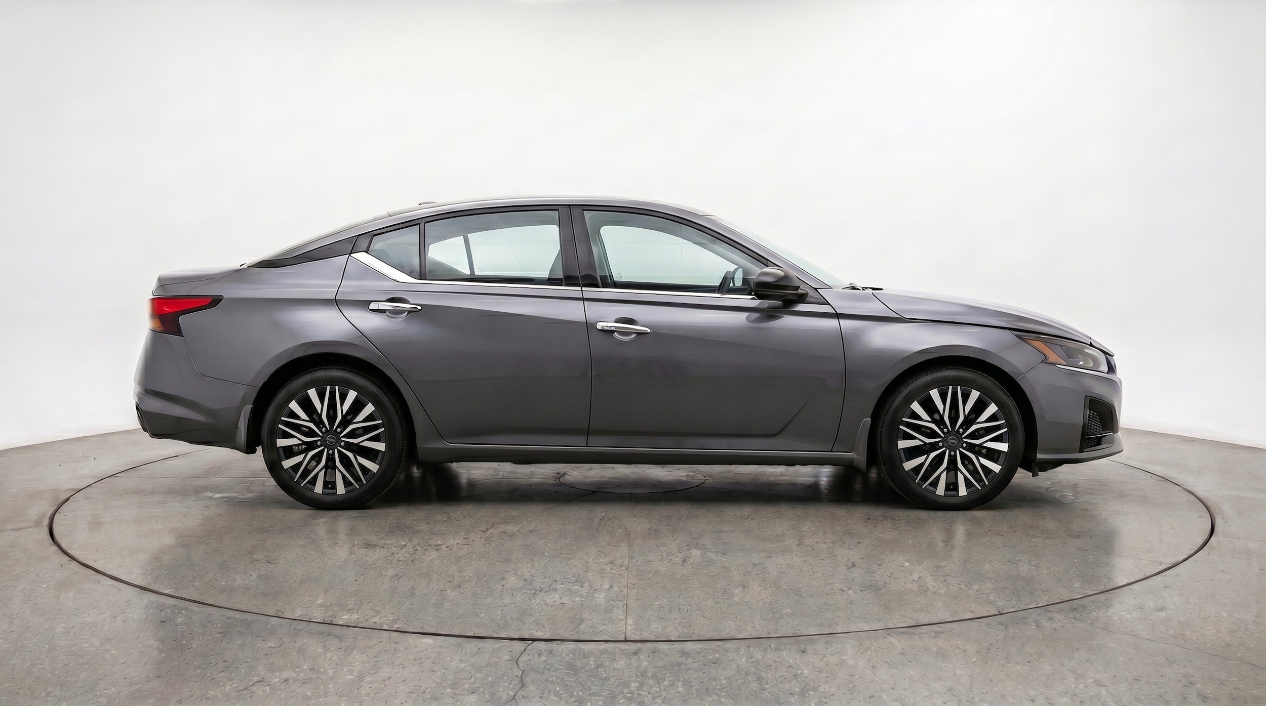 Thumbnail: 2025 Nissan Altima - 11